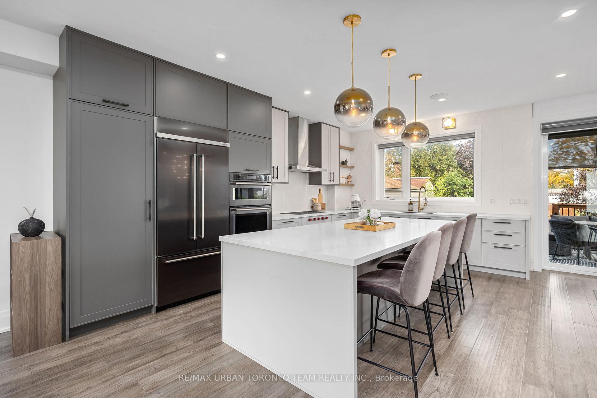 Photo 5 of 58 Manitoba Street, Etobicoke, Mimico — HOMEH