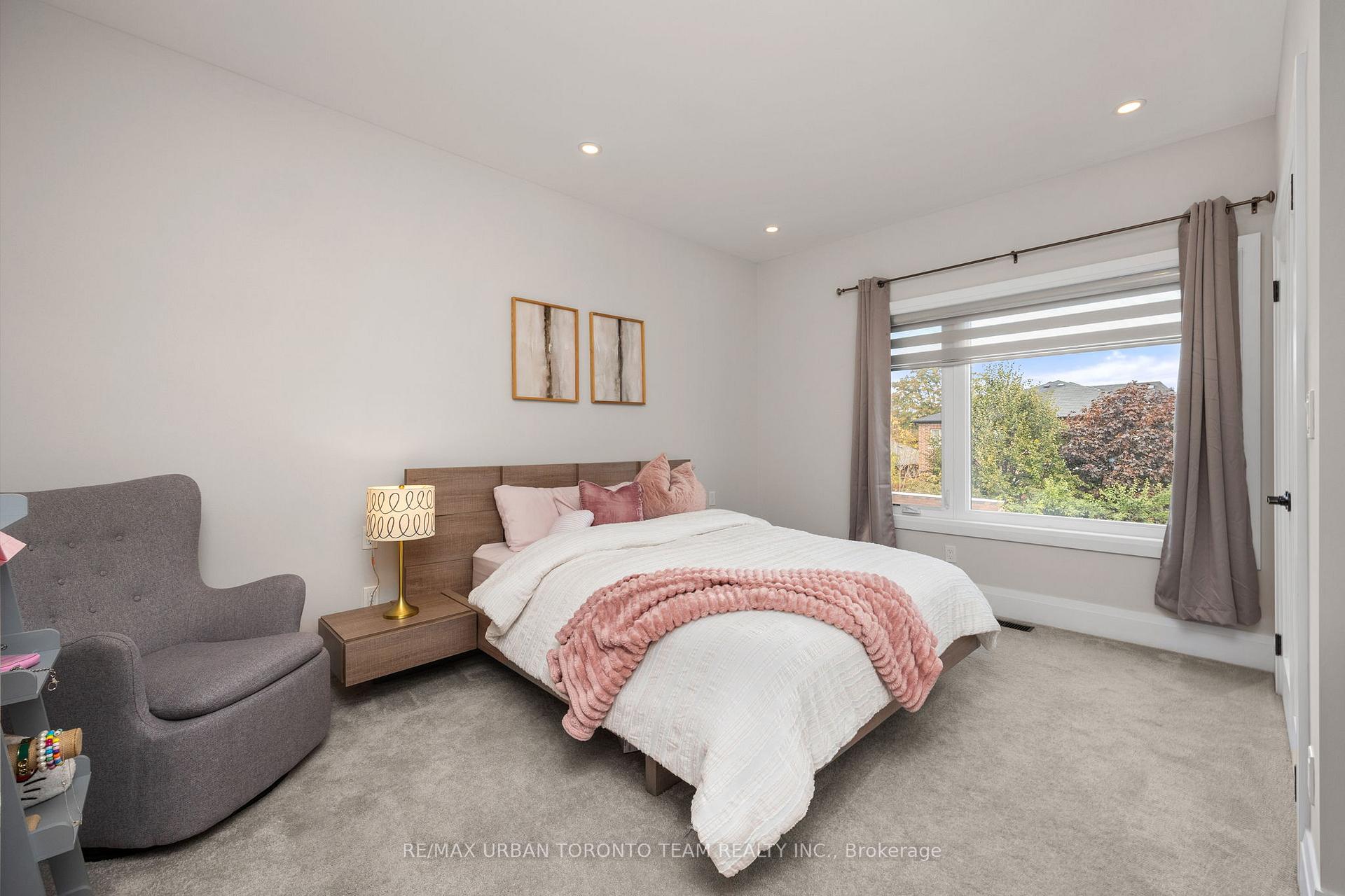 Photo 20 of 58 Manitoba Street, Etobicoke, Mimico — HOMEH