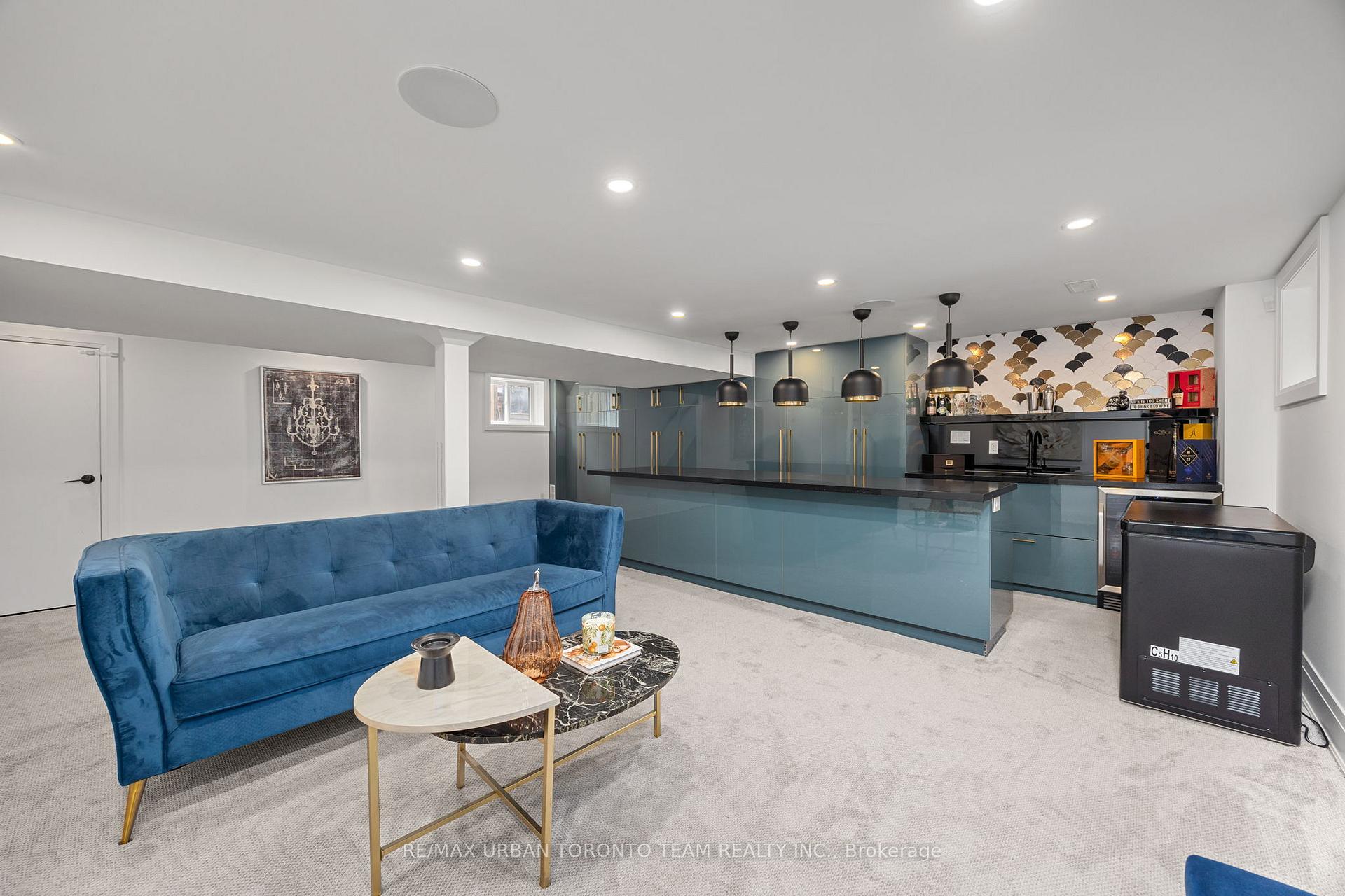 Photo 23 of 58 Manitoba Street, Etobicoke, Mimico — HOMEH