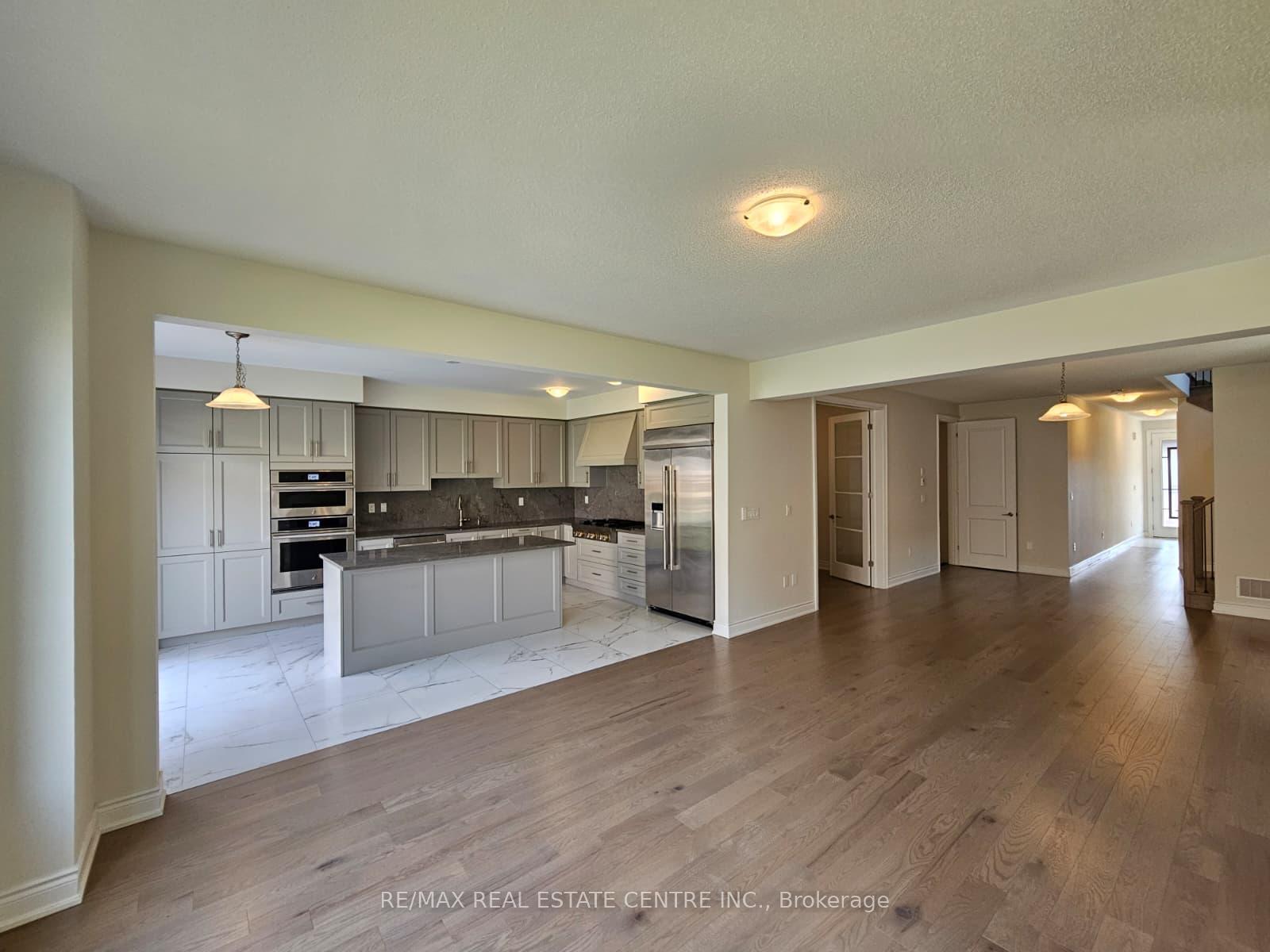 Photo 13 of 18 Gladmary Drive, Brampton, Bram West — HOMEH