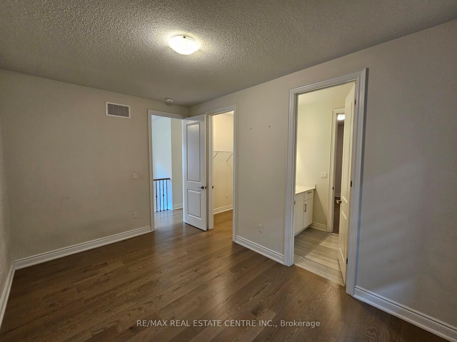Photo 32 of 18 Gladmary Drive, Brampton, Bram West — HOMEH