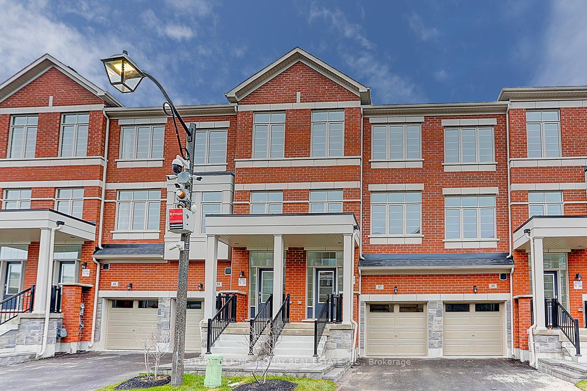 Photo 2 of 37 Sissons Way, Markham, Cedar Grove — HOMEH