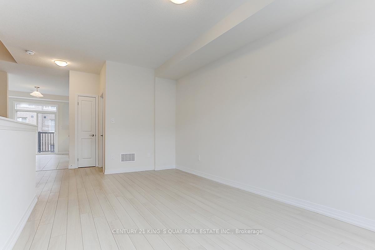 Photo 9 of 37 Sissons Way, Markham, Cedar Grove — HOMEH