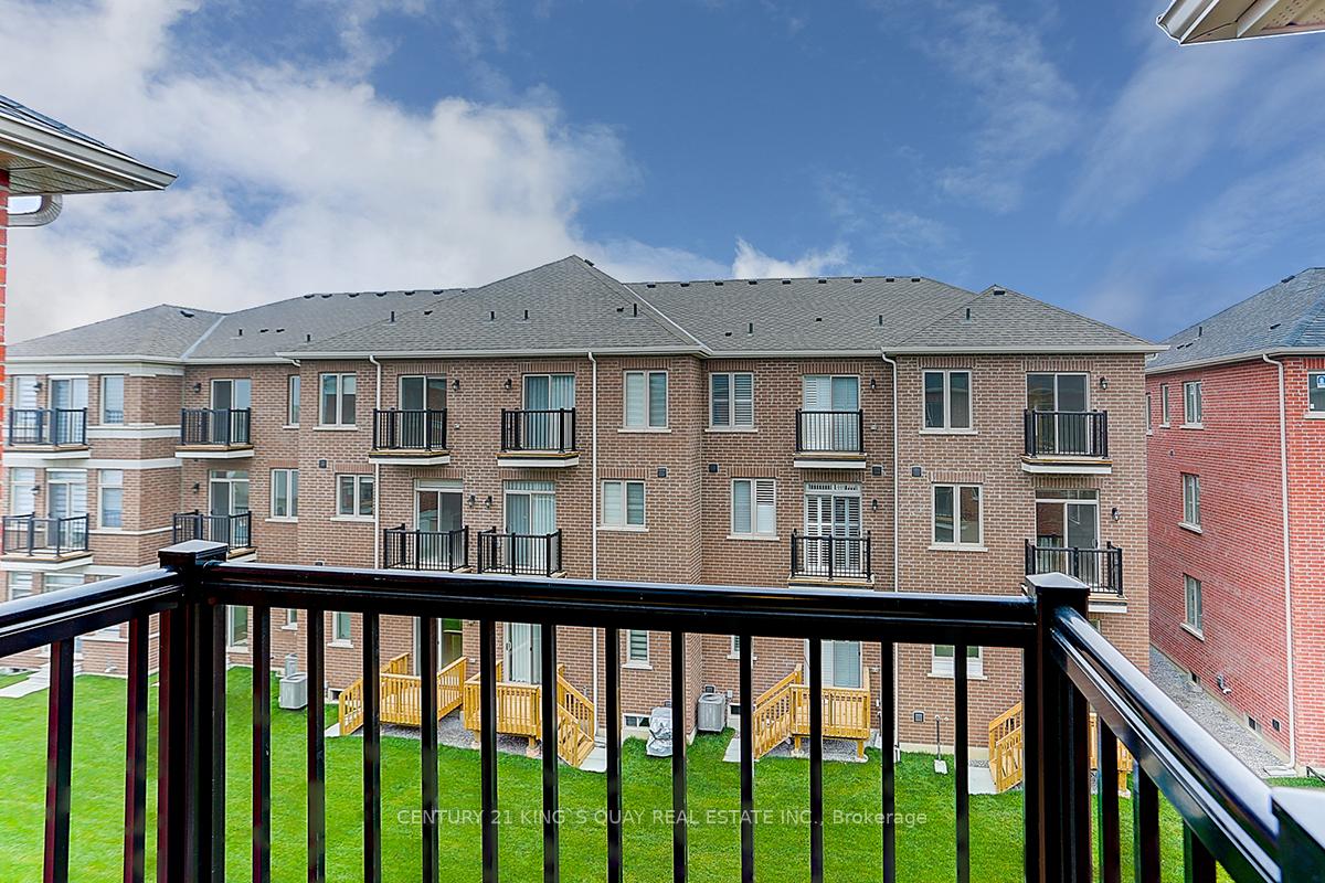 Photo 28 of 37 Sissons Way, Markham, Cedar Grove — HOMEH