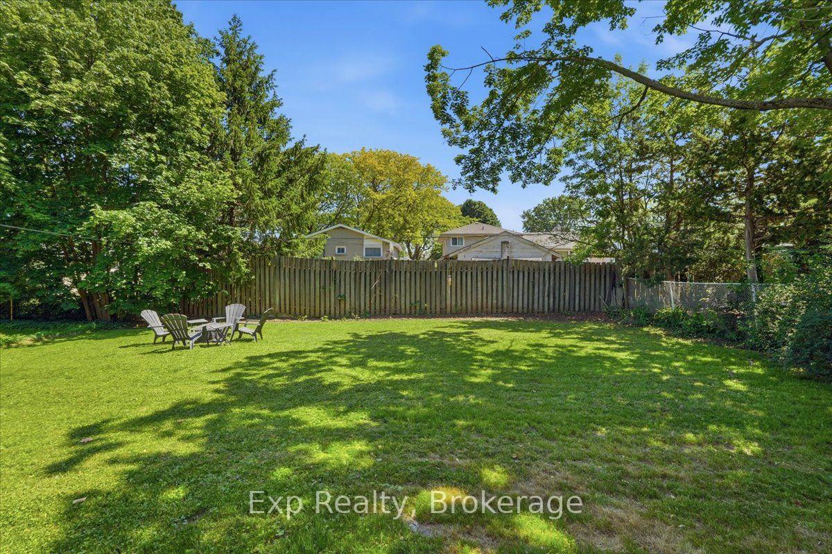 Photo 33 of 48 Melrose Crescent, Belleville, Belleville Ward — HOMEH
