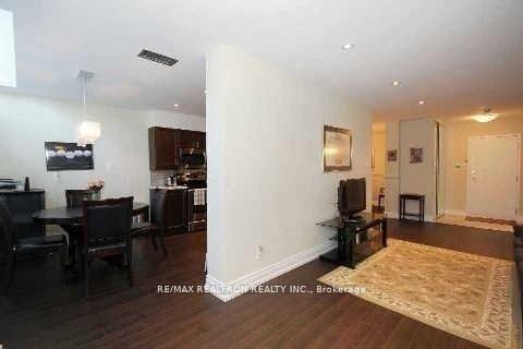 Photo 8 of Unit 106, 120 Promenade Circle, Vaughan, Brownridge — HOMEH