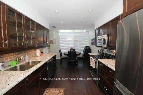 Photo 10 of Unit 106, 120 Promenade Circle, Vaughan, Brownridge — HOMEH
