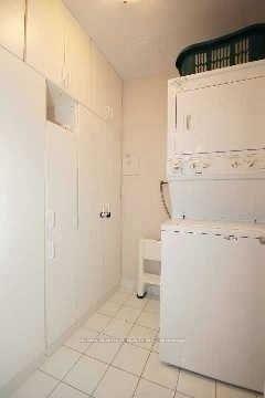 Photo 13 of Unit 106, 120 Promenade Circle, Vaughan, Brownridge — HOMEH