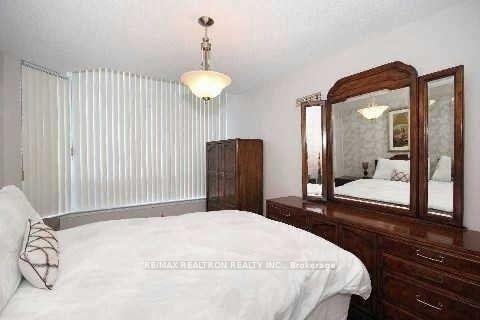 Photo 15 of Unit 106, 120 Promenade Circle, Vaughan, Brownridge — HOMEH