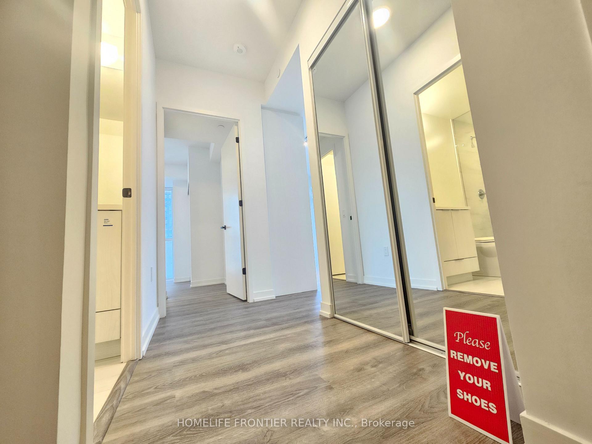 Photo 3 of Unit 902, 8 Interchange Way, Vaughan, Vaughan Corporate Centre — HOMEH