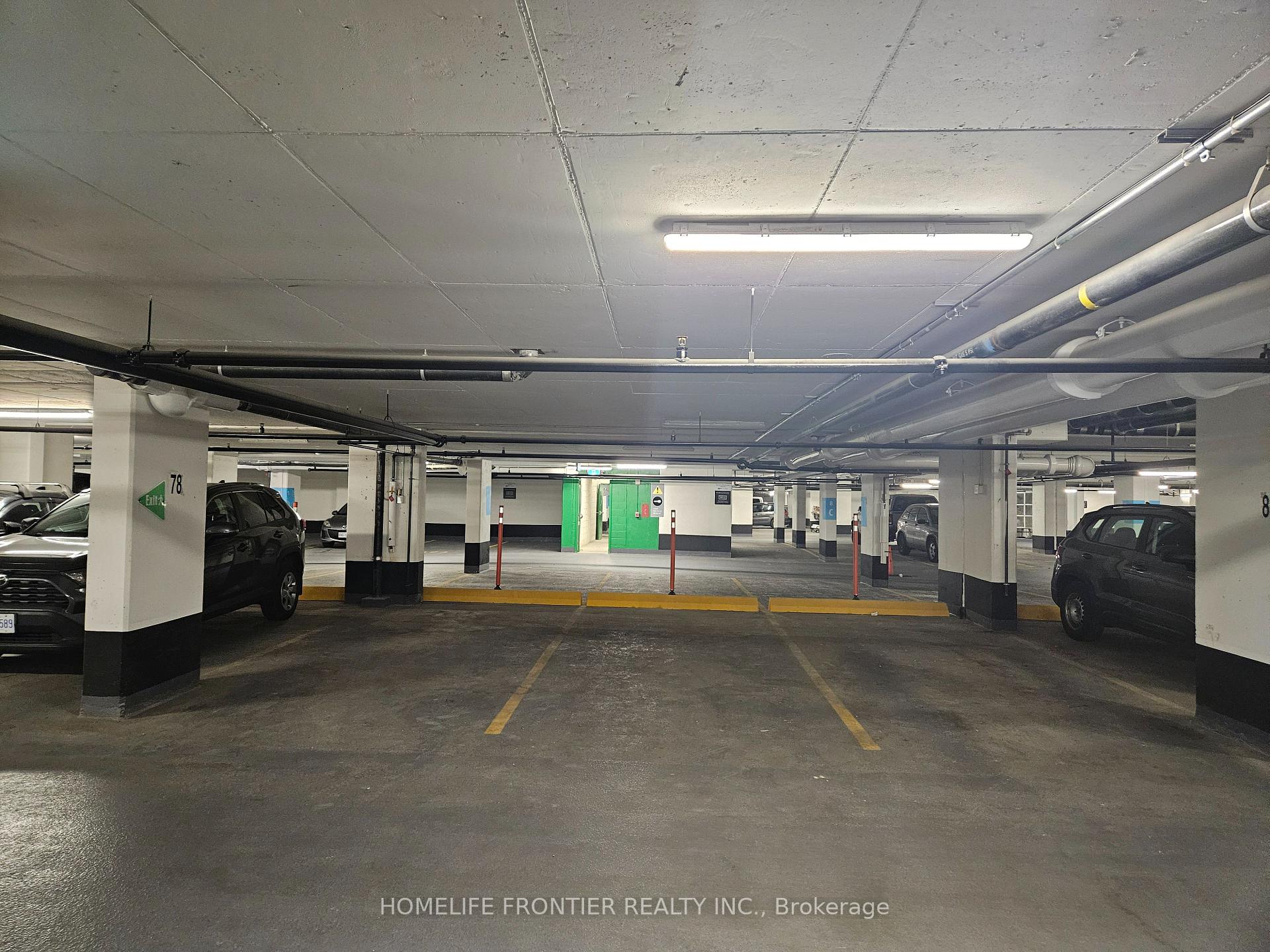 Photo 11 of Unit 902, 8 Interchange Way, Vaughan, Vaughan Corporate Centre — HOMEH