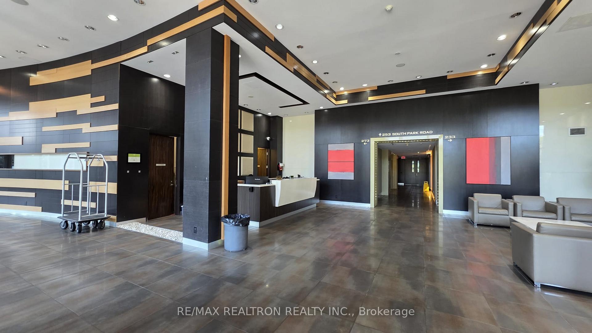 Photo 2 of Unit 501, 273 South Park Road, Markham, Commerce Valley — HOMEH