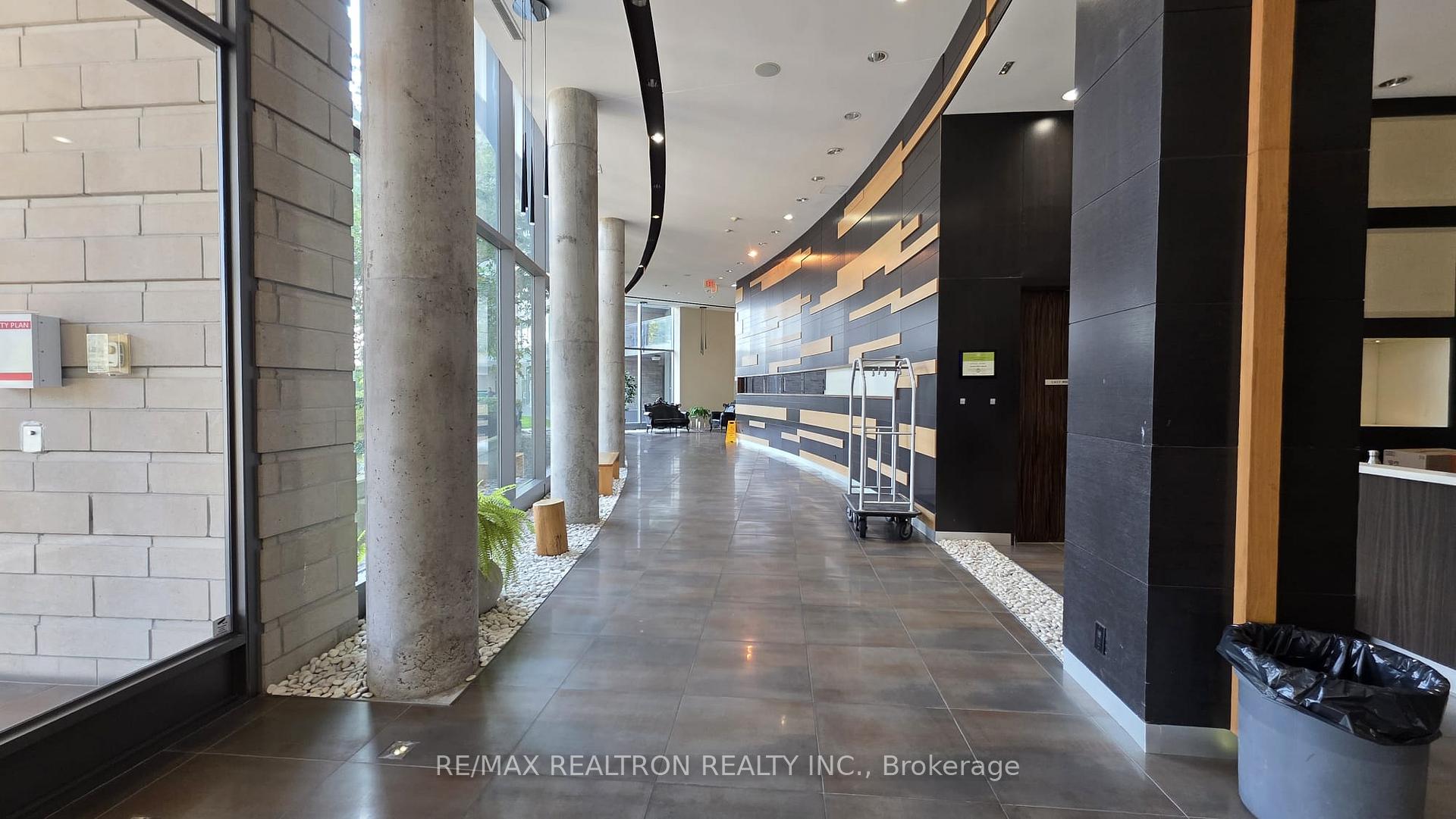 Photo 3 of Unit 501, 273 South Park Road, Markham, Commerce Valley — HOMEH