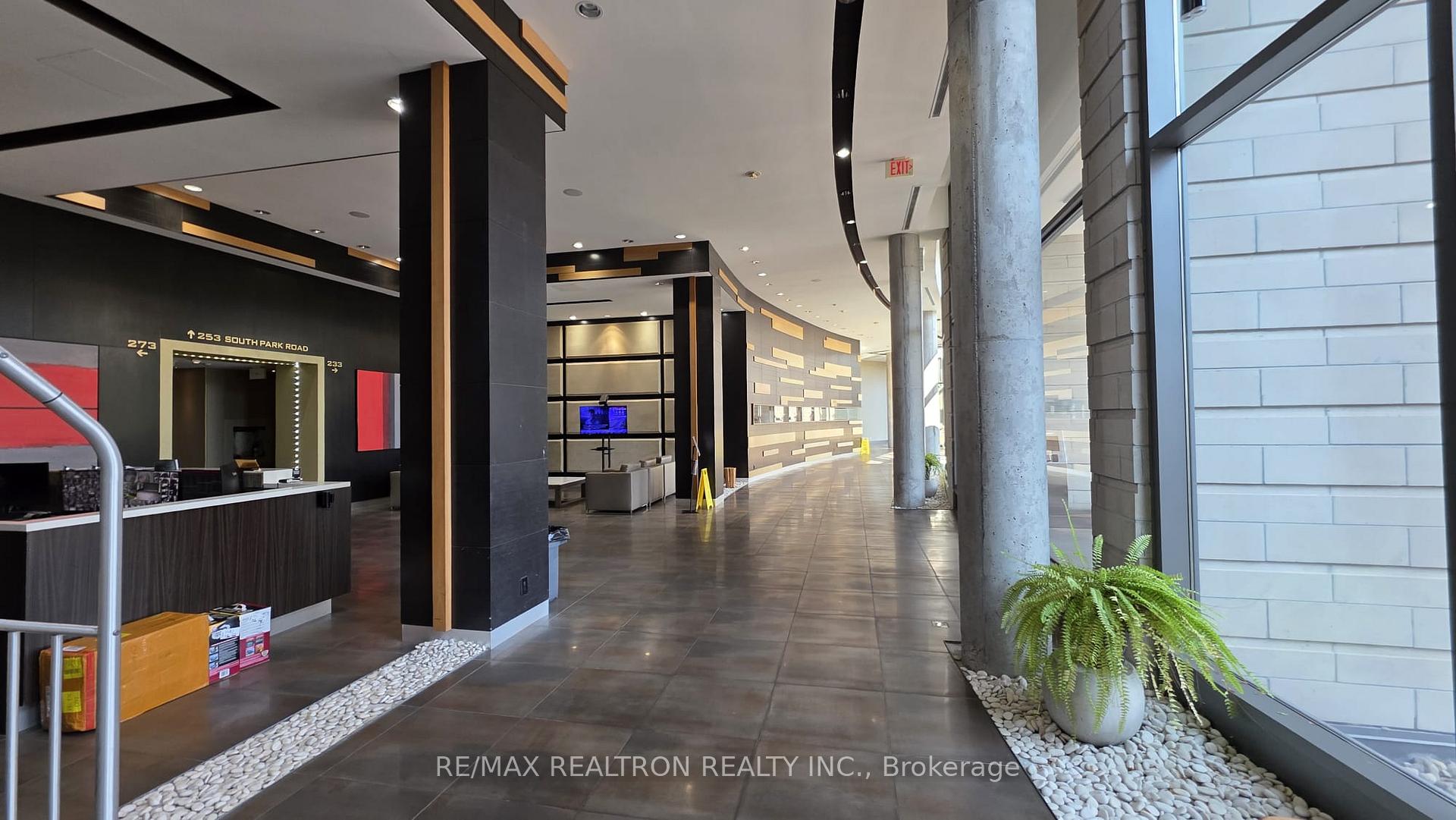 Photo 8 of Unit 501, 273 South Park Road, Markham, Commerce Valley — HOMEH