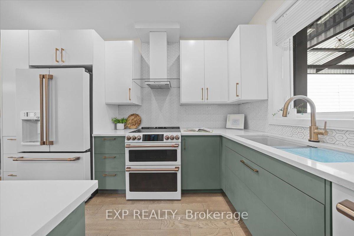 Photo 15 of 185 Deschamps Avenue, Ottawa, Vanier — HOMEH