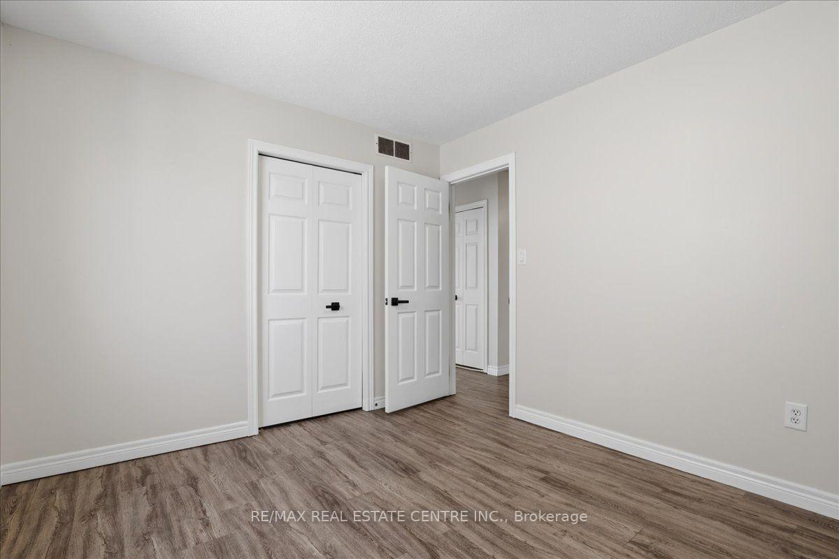 Photo 28 of 43 Decaro Crescent, Cambridge, Grow Community Centre — HOMEH