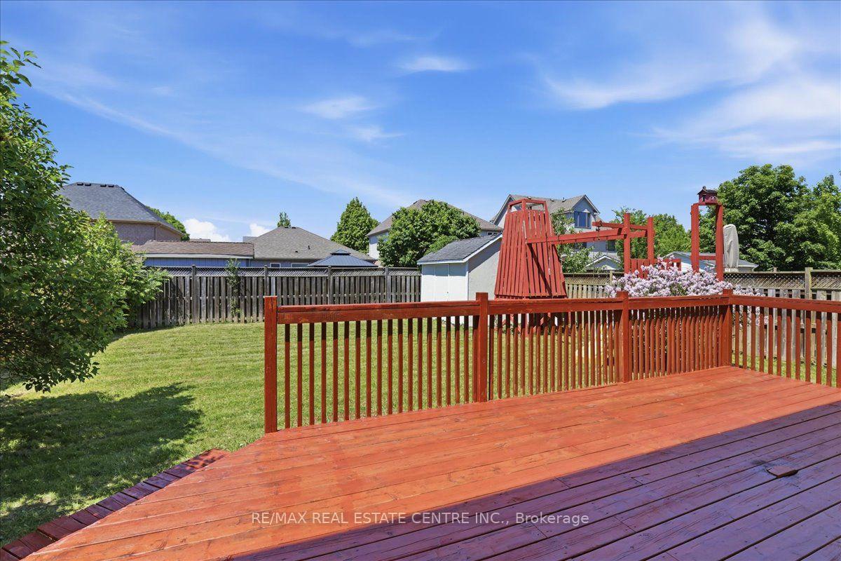 Photo 38 of 43 Decaro Crescent, Cambridge, Grow Community Centre — HOMEH