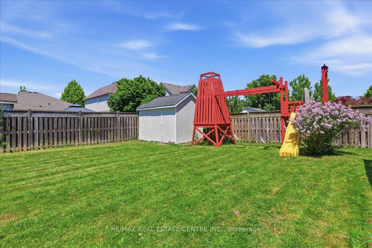 Photo 40 of 43 Decaro Crescent, Cambridge, Grow Community Centre — HOMEH