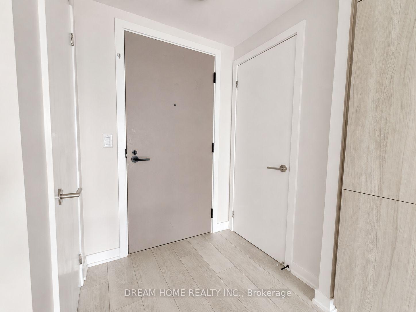 Photo 4 of Unit 2808, 47 Mutual Street, Toronto, Church-Yonge Corridor — HOMEH