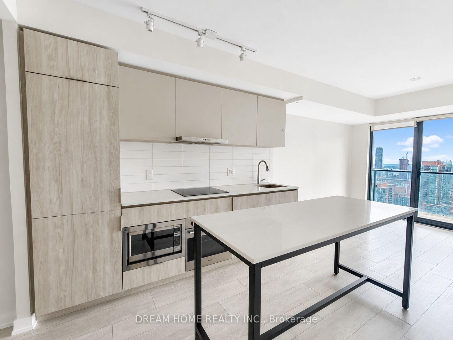 Photo 5 of Unit 2808, 47 Mutual Street, Toronto, Church-Yonge Corridor — HOMEH