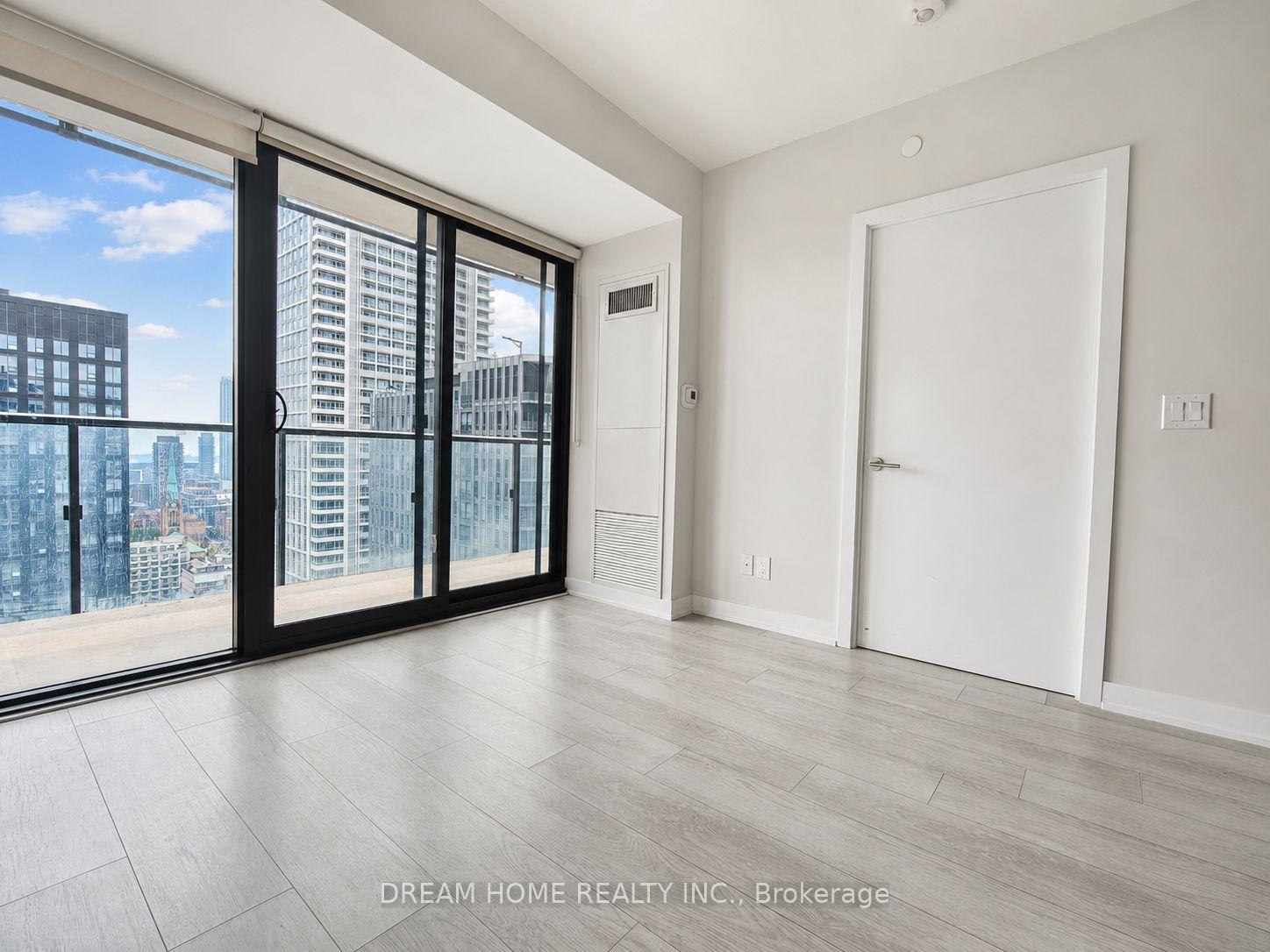 Photo 8 of Unit 2808, 47 Mutual Street, Toronto, Church-Yonge Corridor — HOMEH