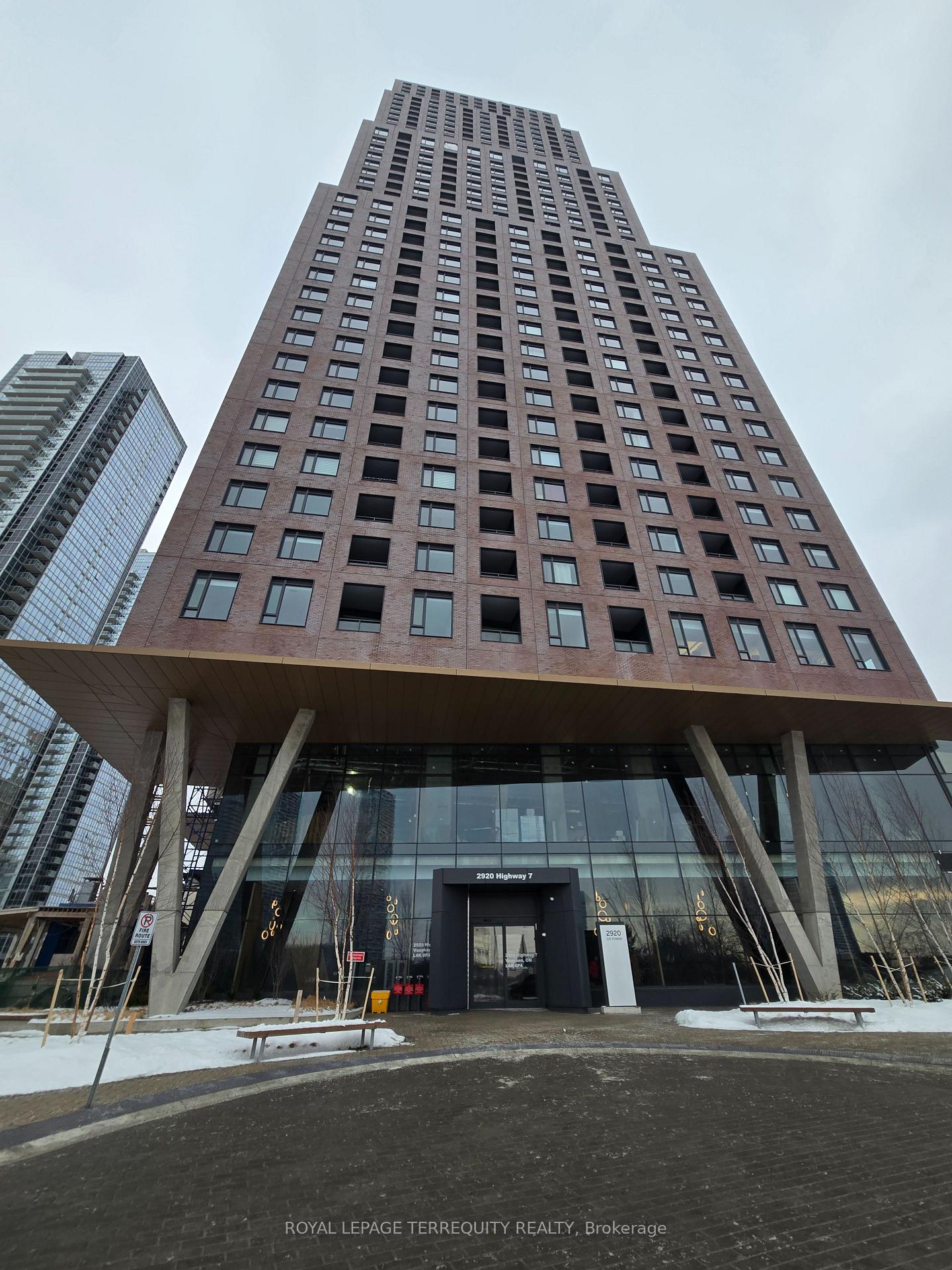 Photo 2 of Unit 1908, 2920 Highway 7 Road, Vaughan, Concord — HOMEH