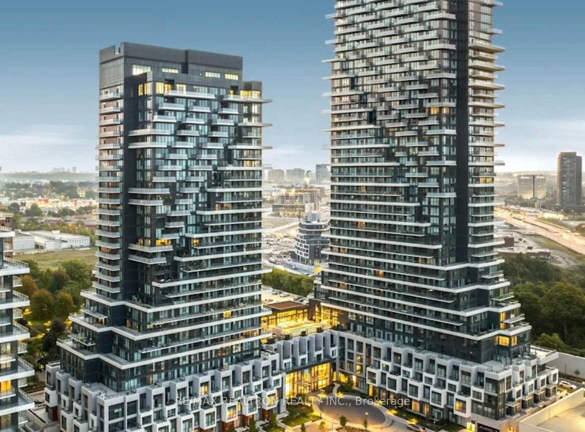 Front of Unit 3701, 30 Inn On The Park Drive