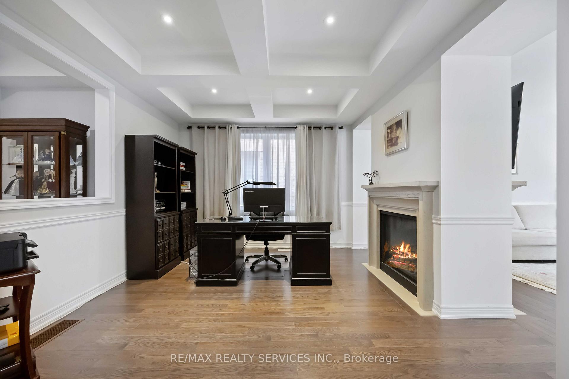 Photo 7 of 40 Mersey Street, Vaughan, Kleinburg — HOMEH
