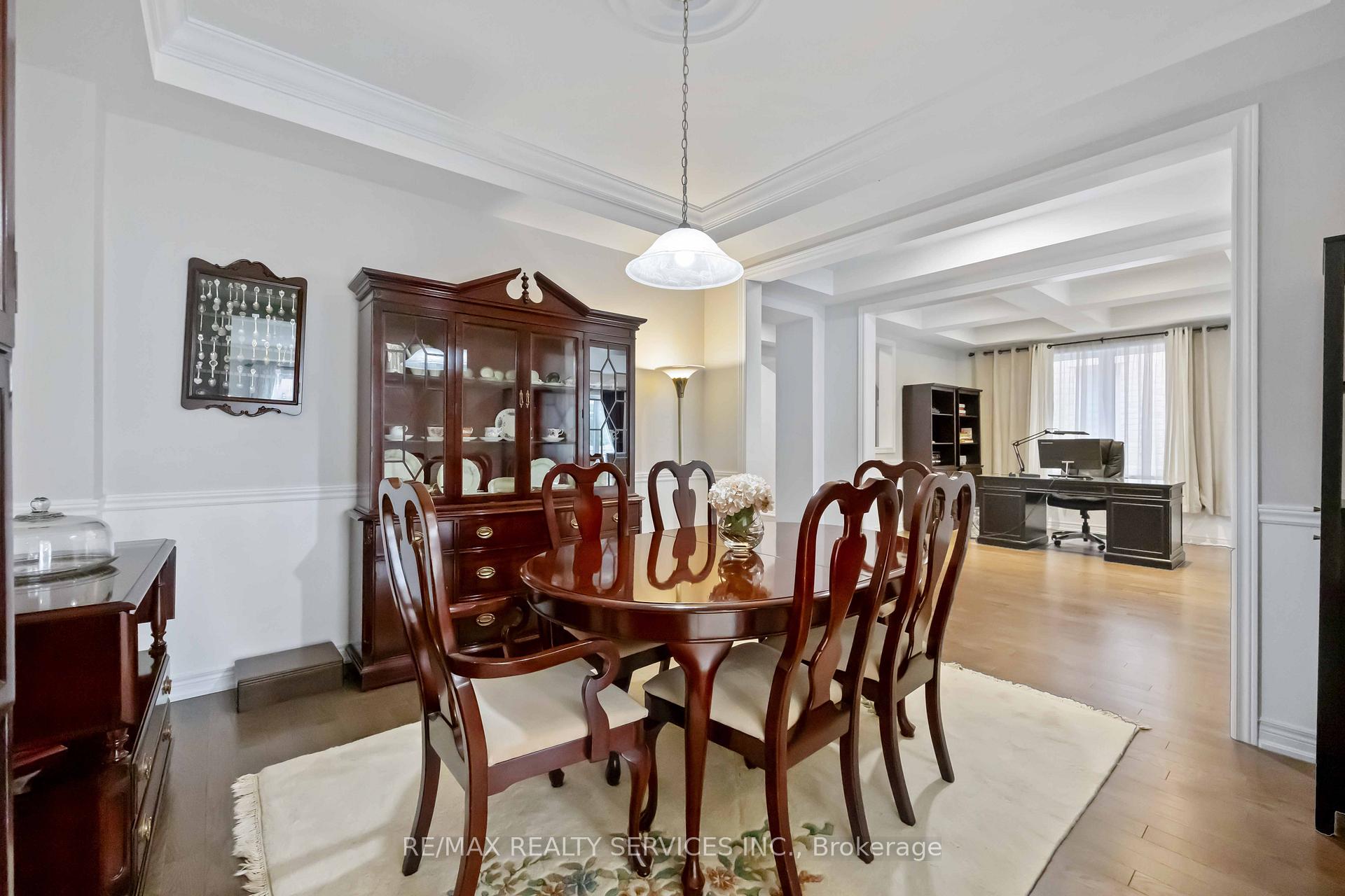 Photo 12 of 40 Mersey Street, Vaughan, Kleinburg — HOMEH