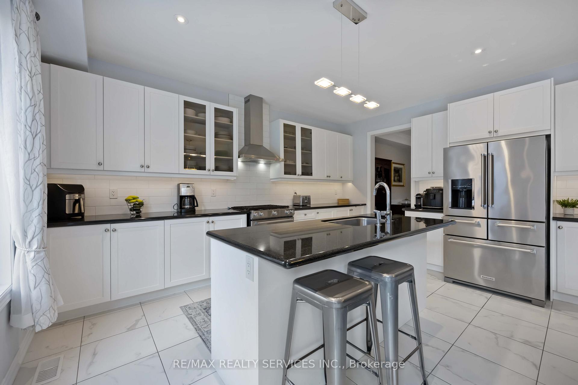 Photo 19 of 40 Mersey Street, Vaughan, Kleinburg — HOMEH