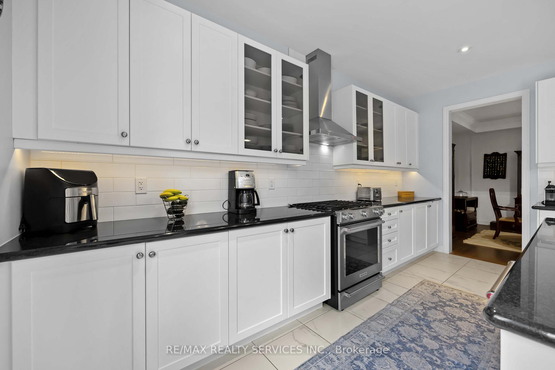 Photo 21 of 40 Mersey Street, Vaughan, Kleinburg — HOMEH