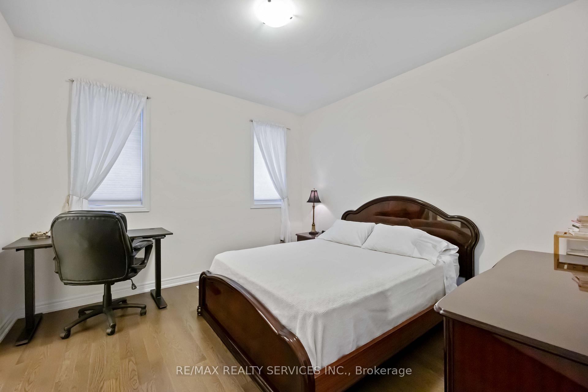 Photo 36 of 40 Mersey Street, Vaughan, Kleinburg — HOMEH