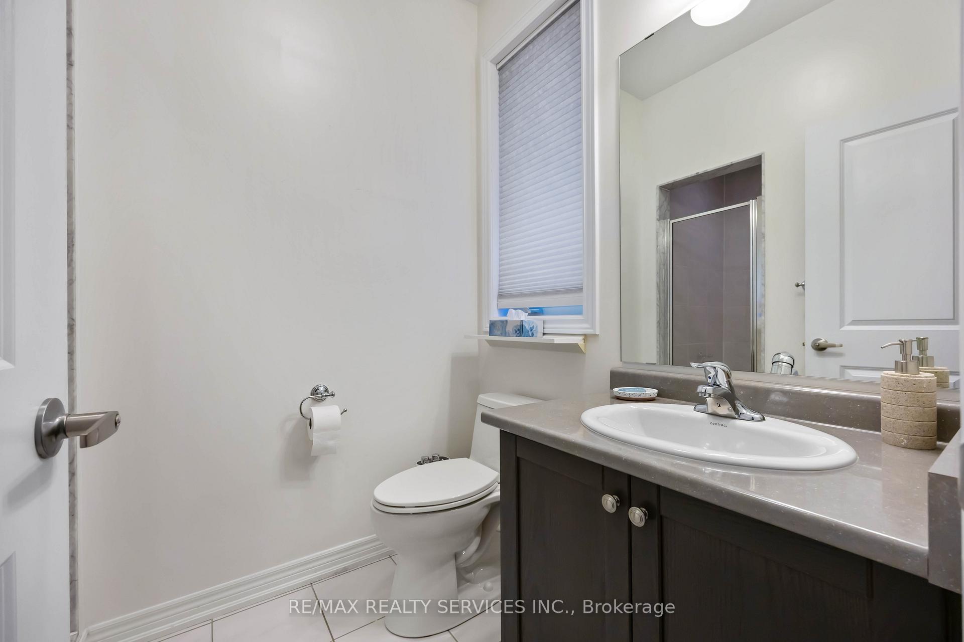 Photo 38 of 40 Mersey Street, Vaughan, Kleinburg — HOMEH