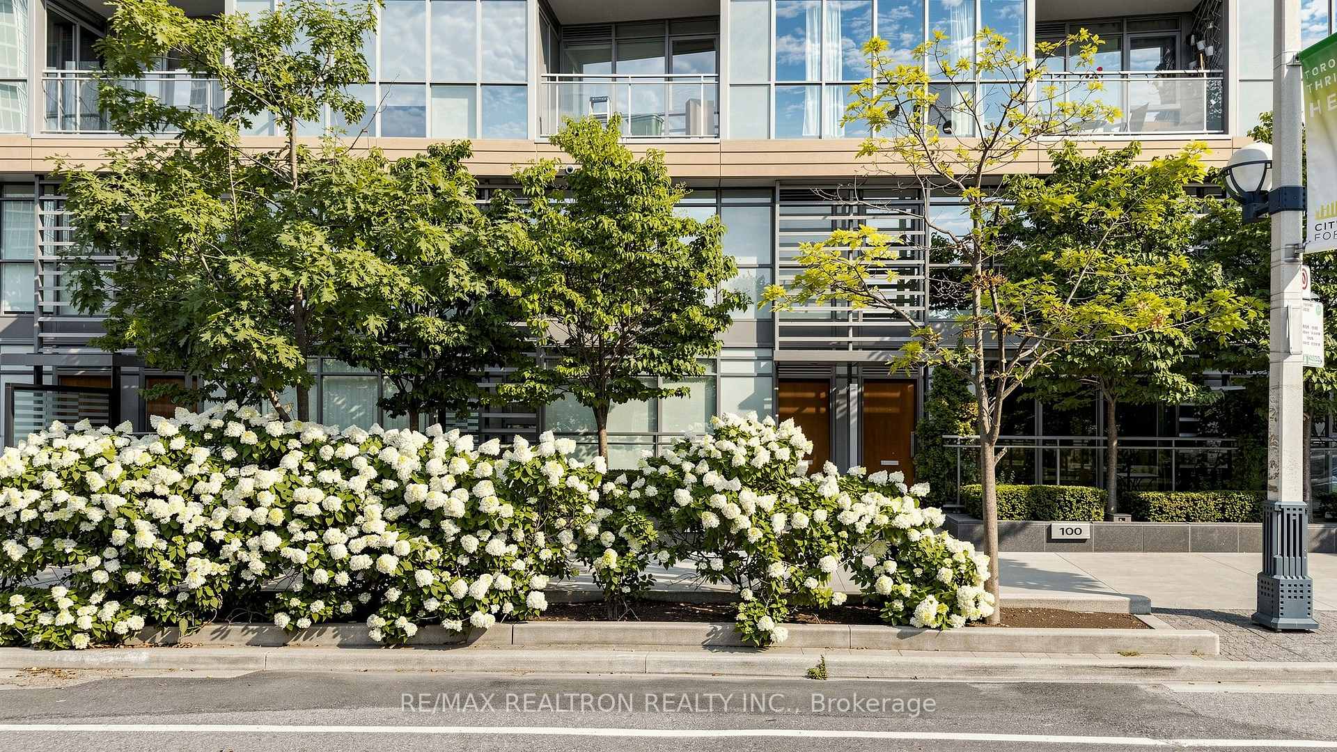 Photo 42 of 102 Fort York Boulevard, Toronto, Waterfront Communities — HOMEH