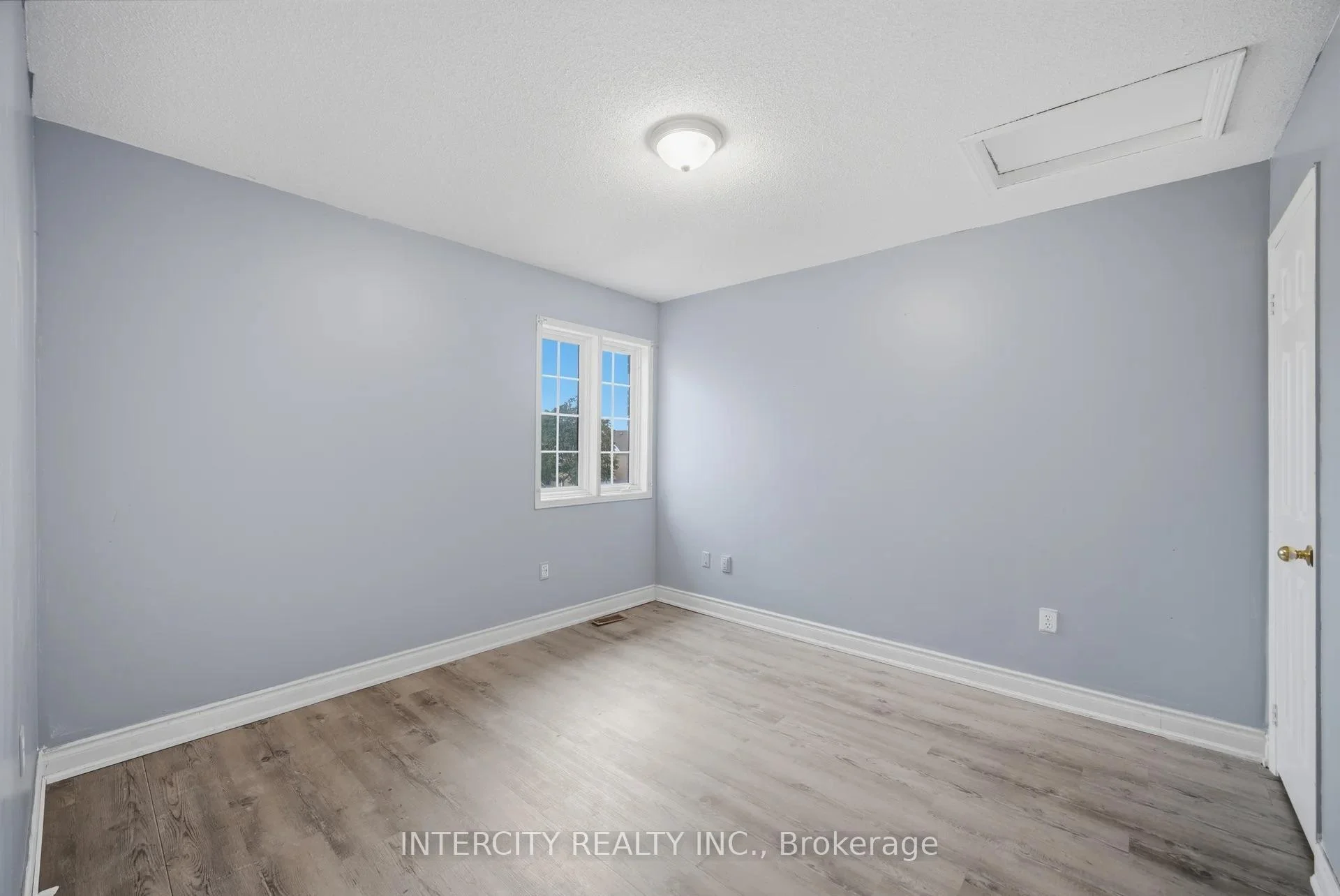 Photo 27 of 42 Mosley Crescent, Brampton, Fletcher's West — HOMEH
