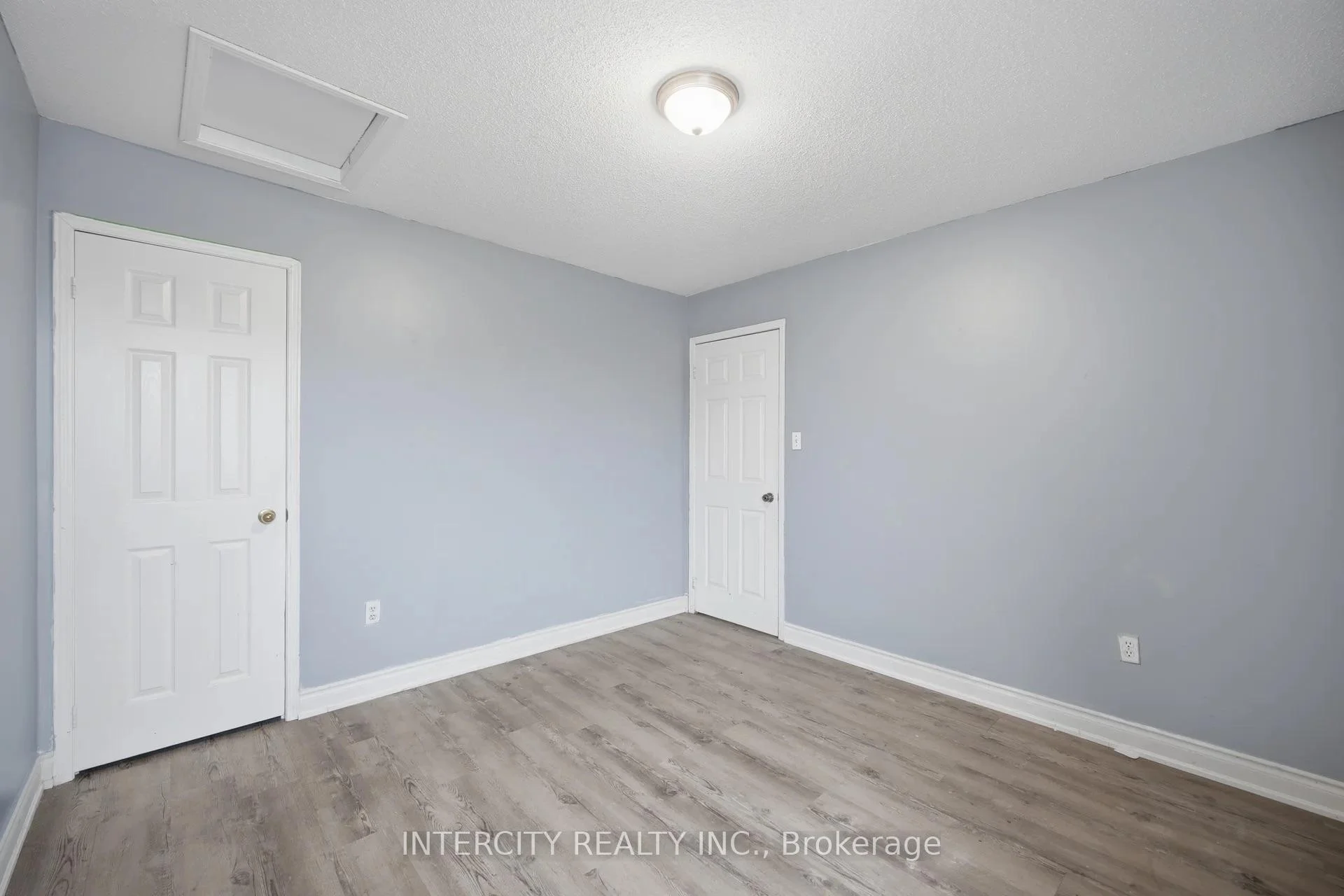 Photo 28 of 42 Mosley Crescent, Brampton, Fletcher's West — HOMEH