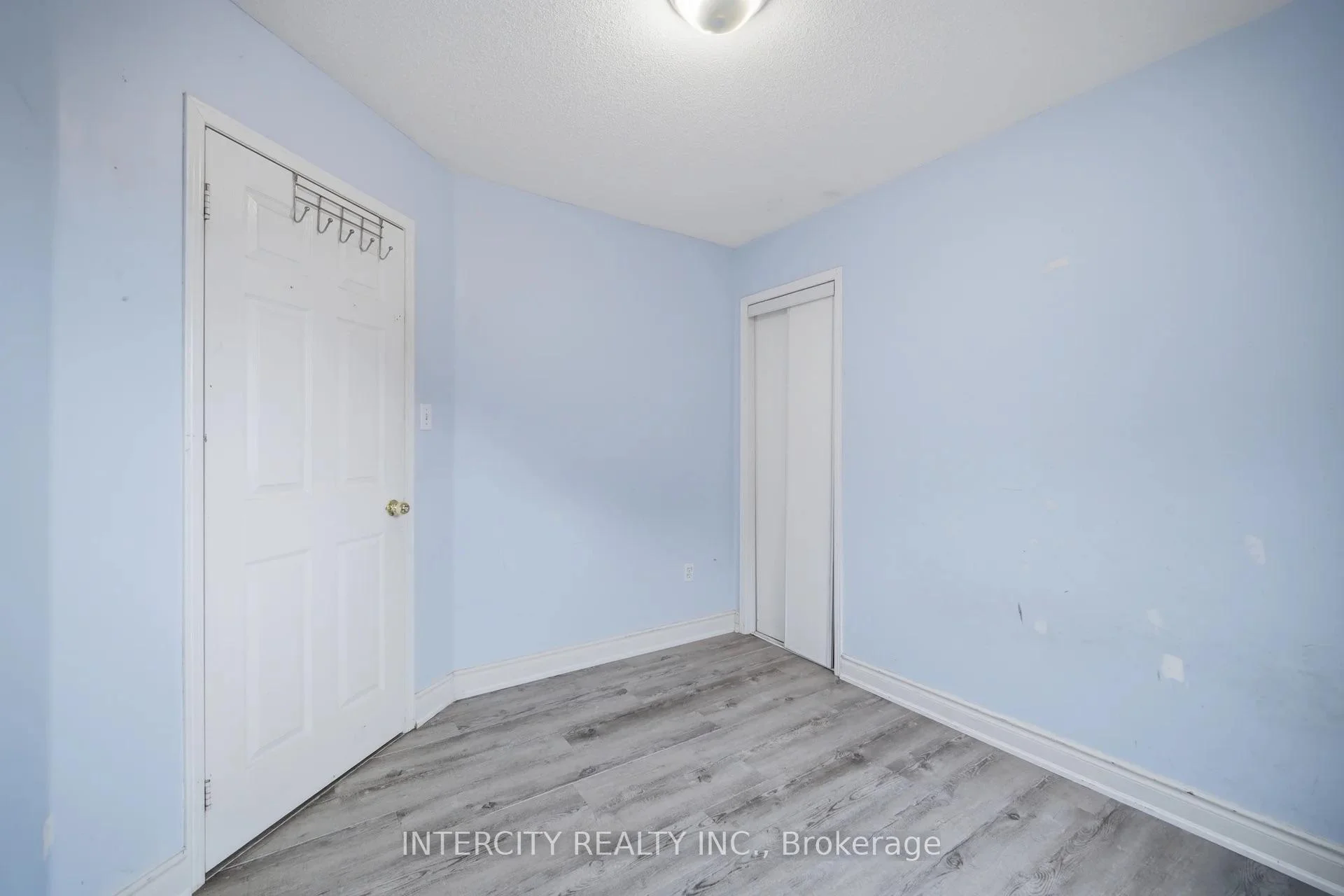 Photo 31 of 42 Mosley Crescent, Brampton, Fletcher's West — HOMEH