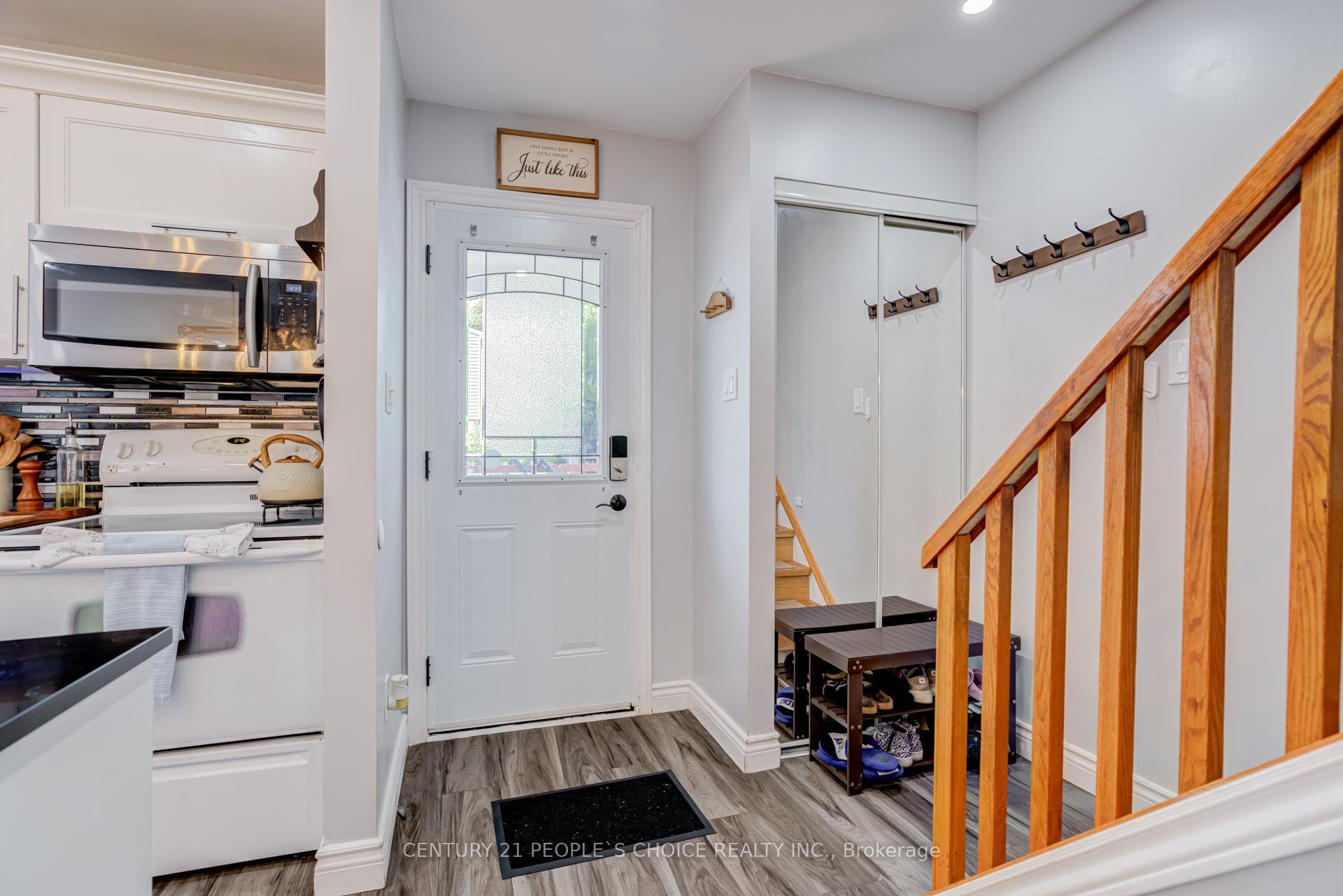 Photo 4 of 13 Jeffrey Street, Brampton, Northgate — HOMEH