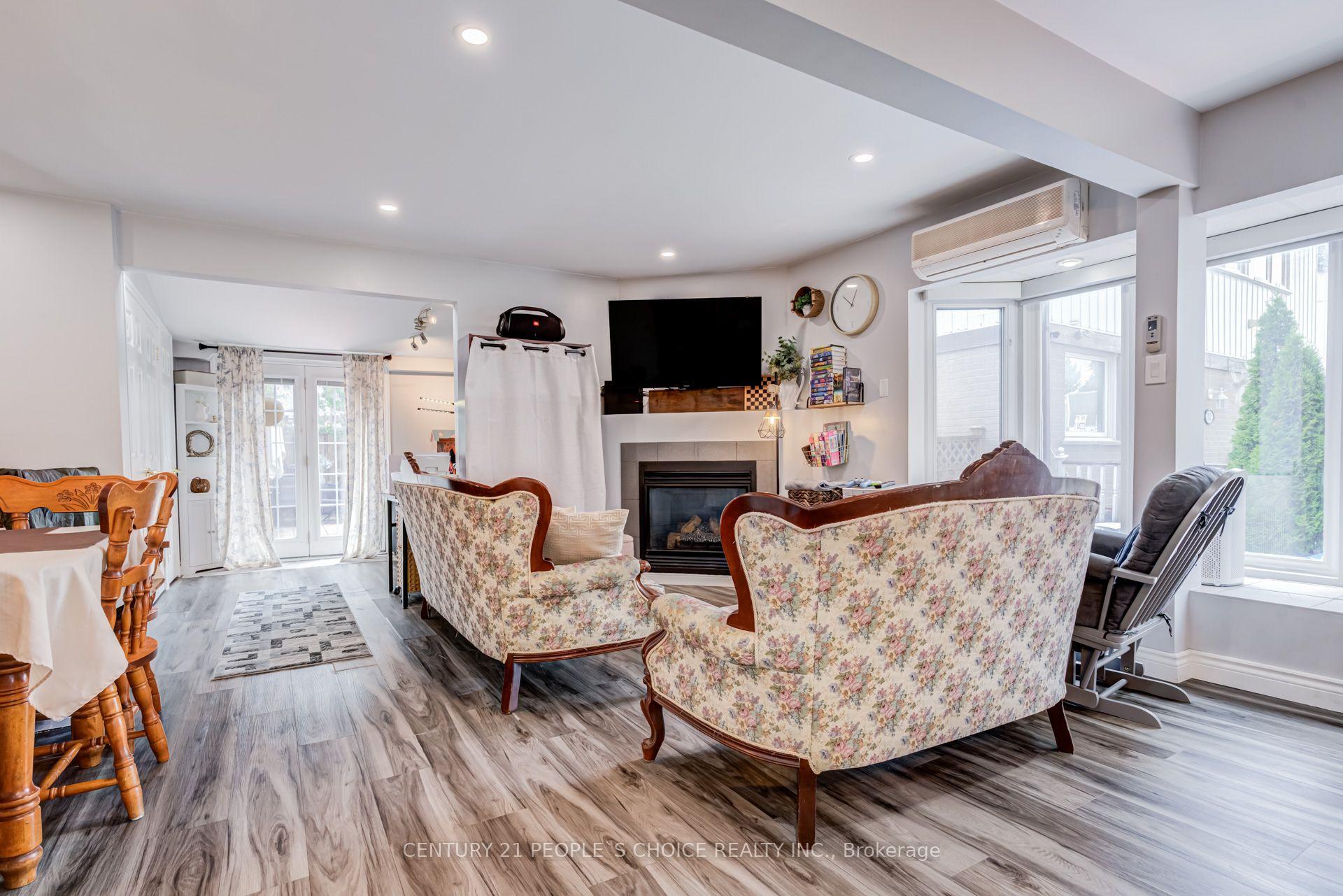 Photo 11 of 13 Jeffrey Street, Brampton, Northgate — HOMEH
