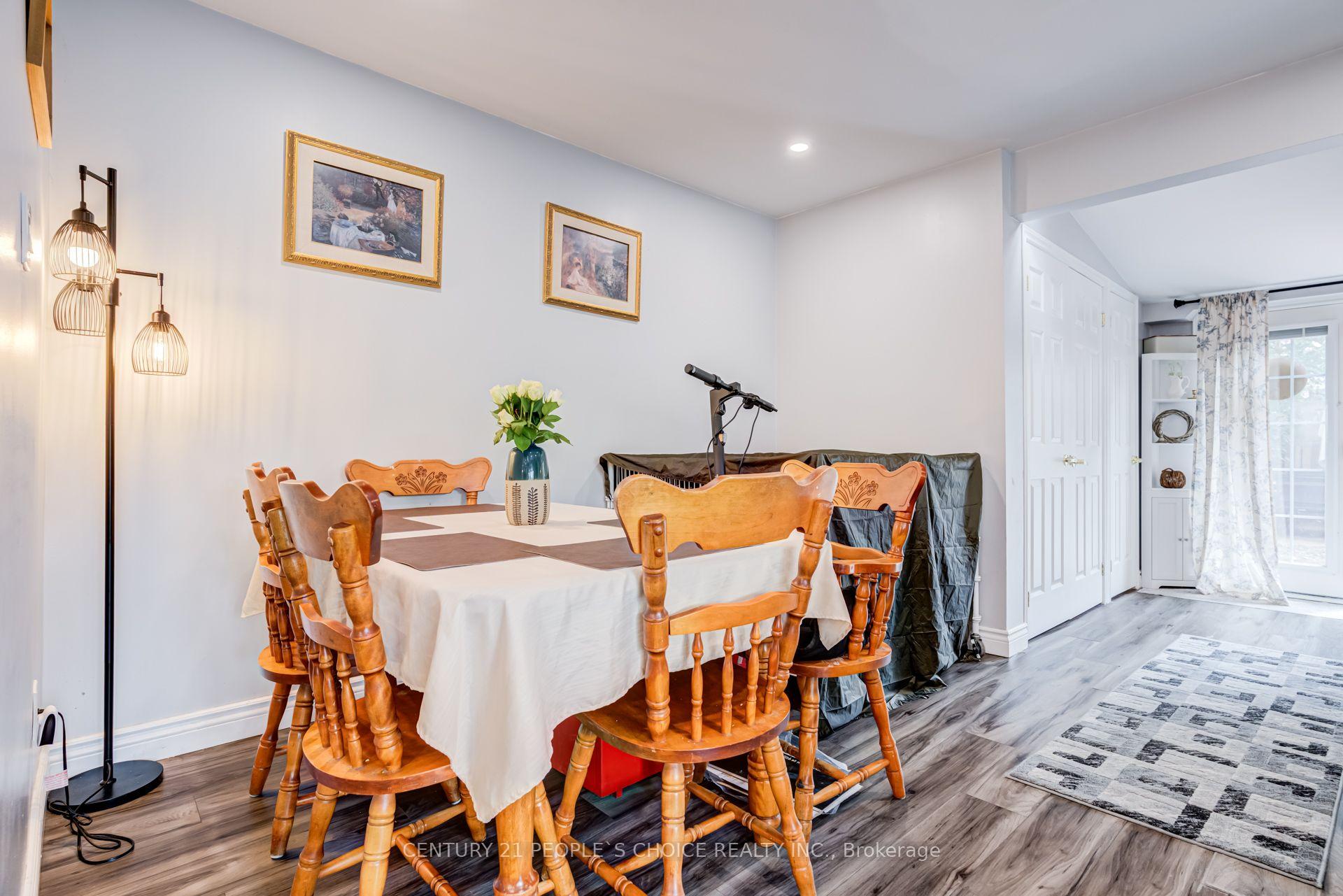 Photo 12 of 13 Jeffrey Street, Brampton, Northgate — HOMEH