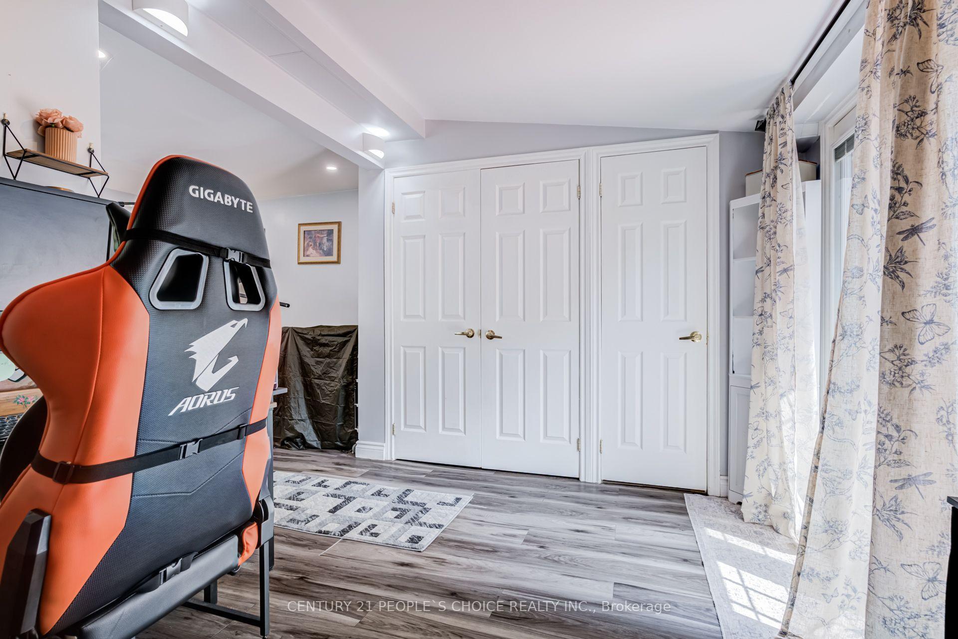 Photo 16 of 13 Jeffrey Street, Brampton, Northgate — HOMEH