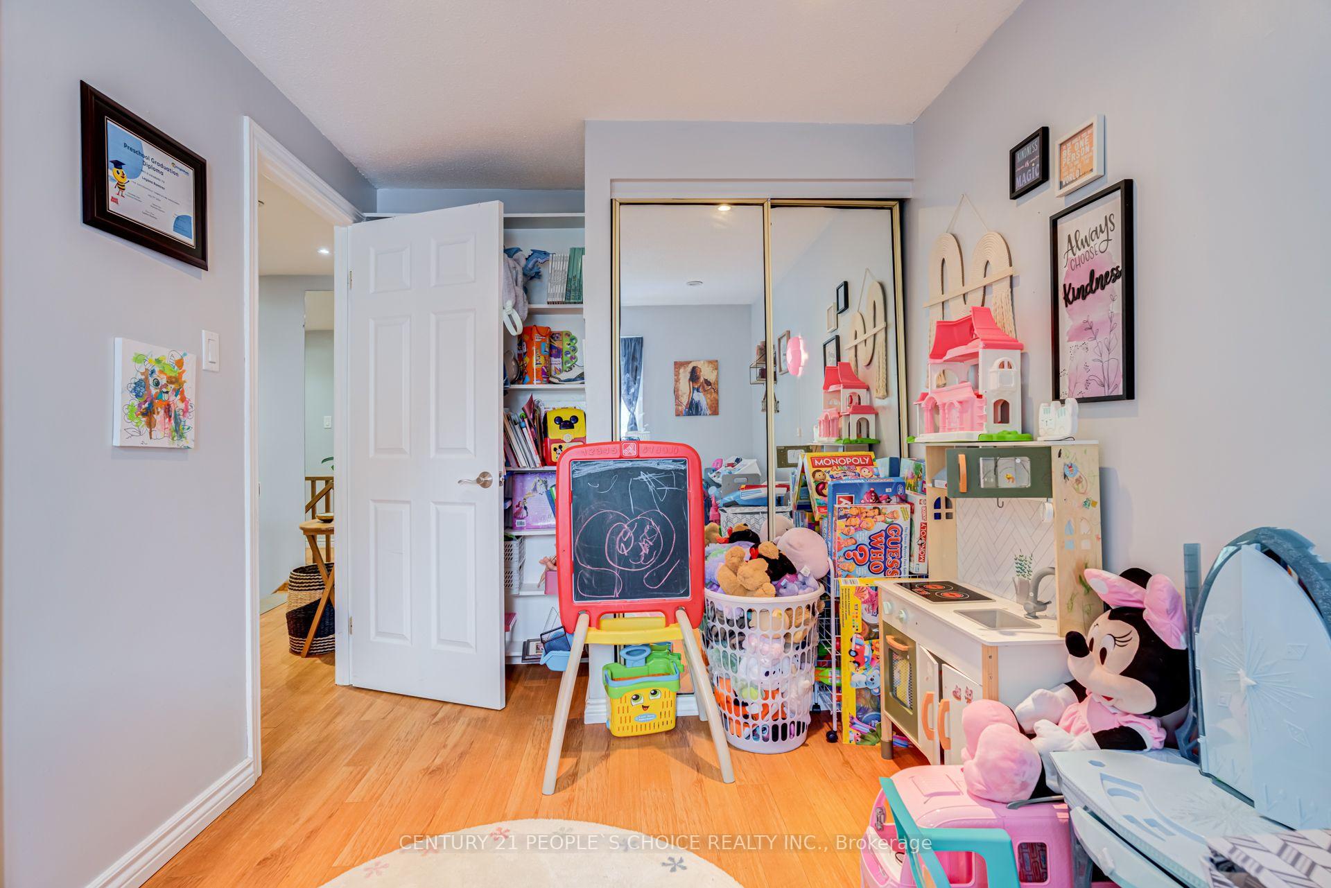 Photo 30 of 13 Jeffrey Street, Brampton, Northgate — HOMEH