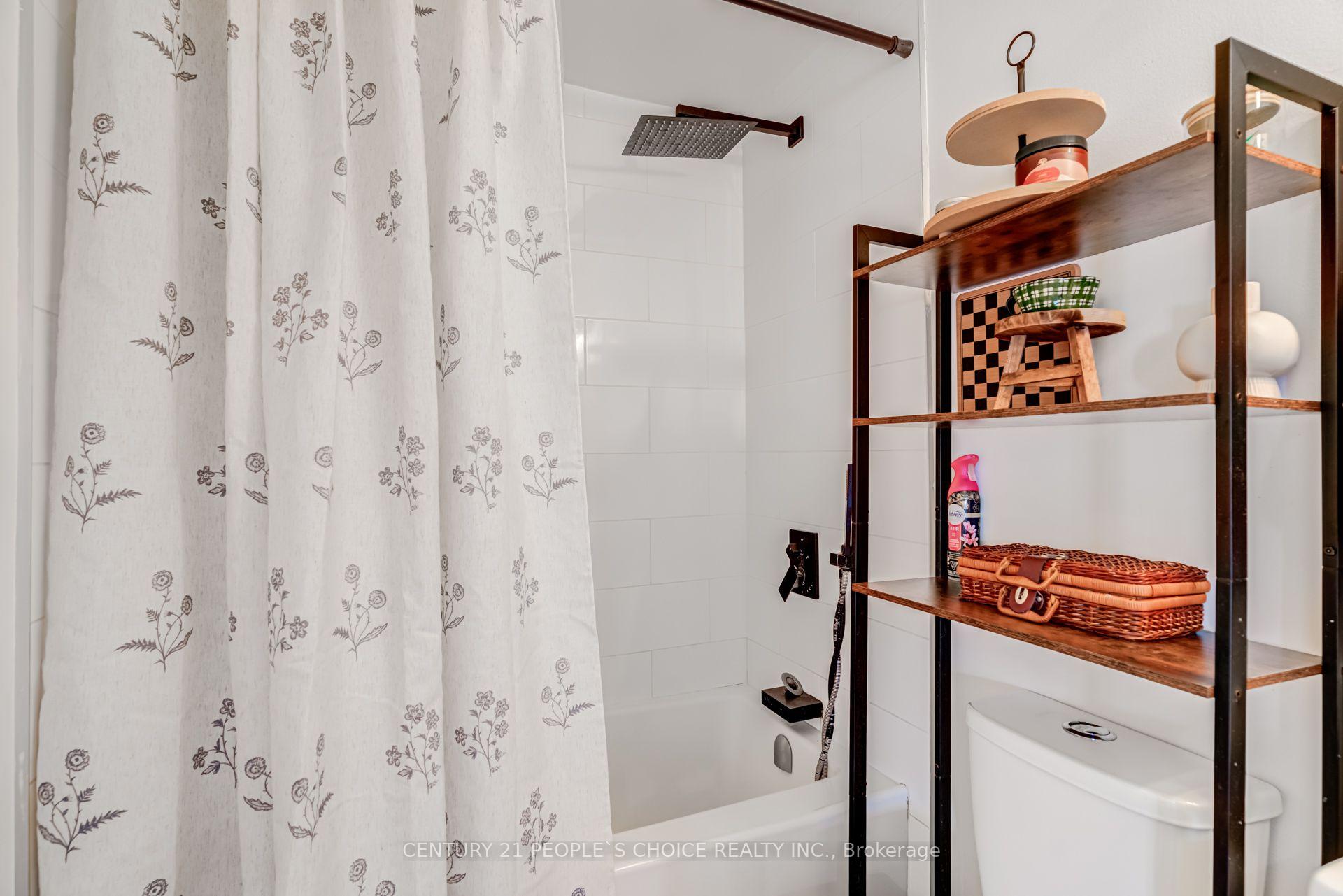 Photo 32 of 13 Jeffrey Street, Brampton, Northgate — HOMEH