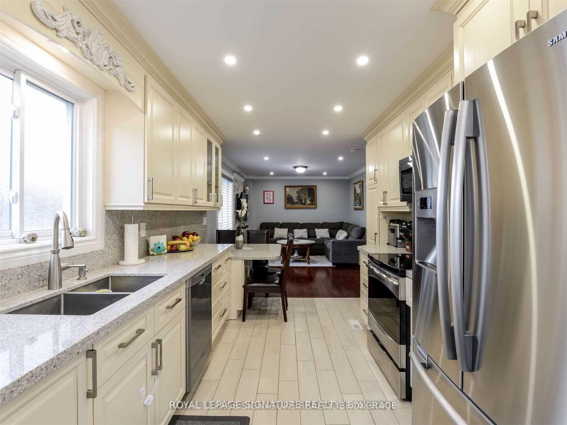Photo 9 of 6222 Fullerton Crescent, Mississauga, Meadowvale — HOMEH