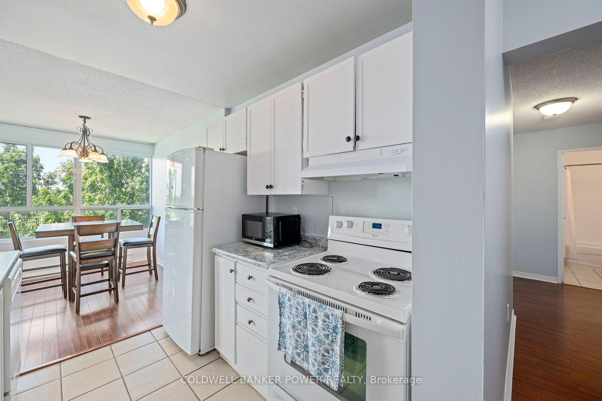 Photo 12 of Unit 704, 600 Grenfell Drive, London, North C — HOMEH
