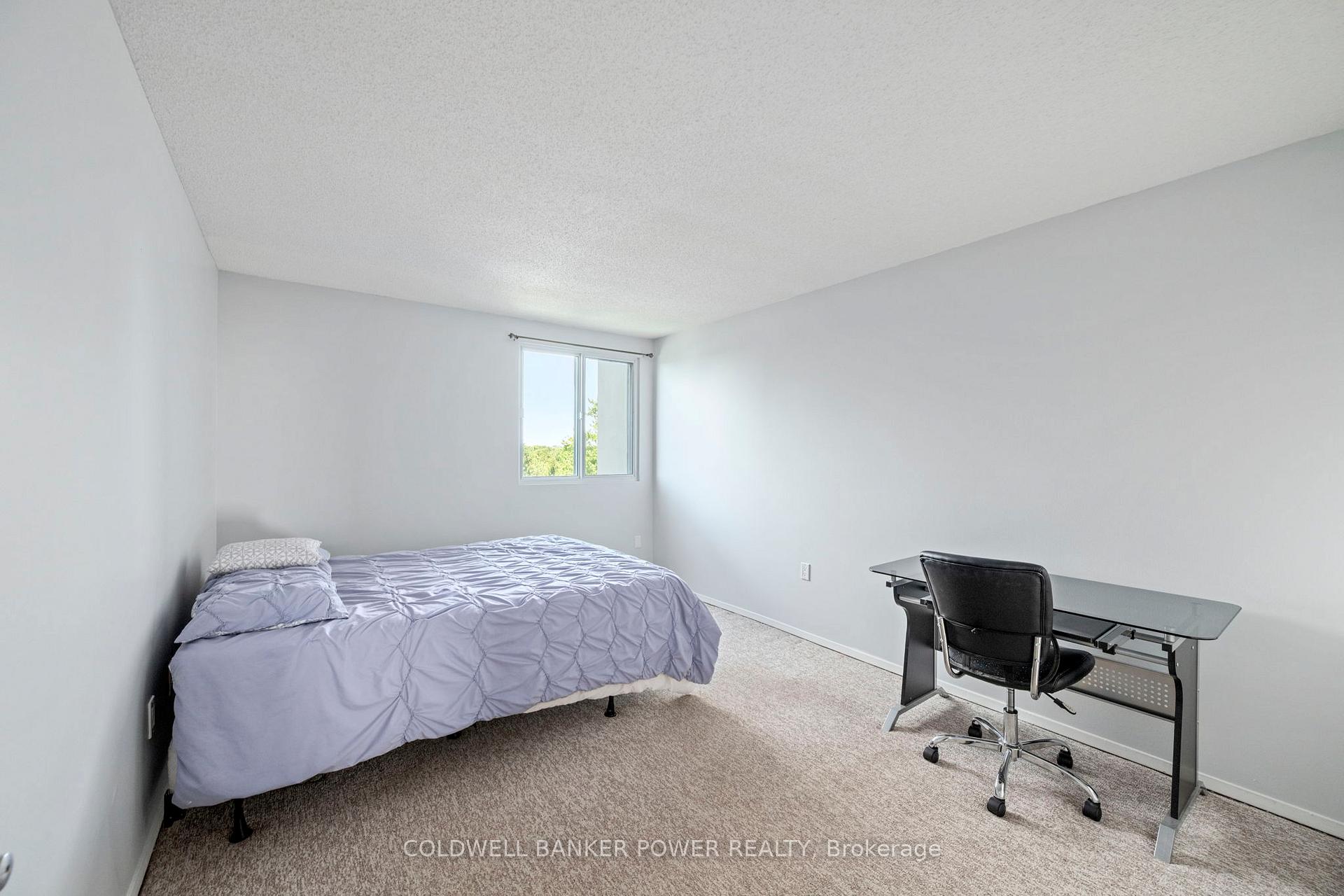 Photo 14 of Unit 704, 600 Grenfell Drive, London, North C — HOMEH