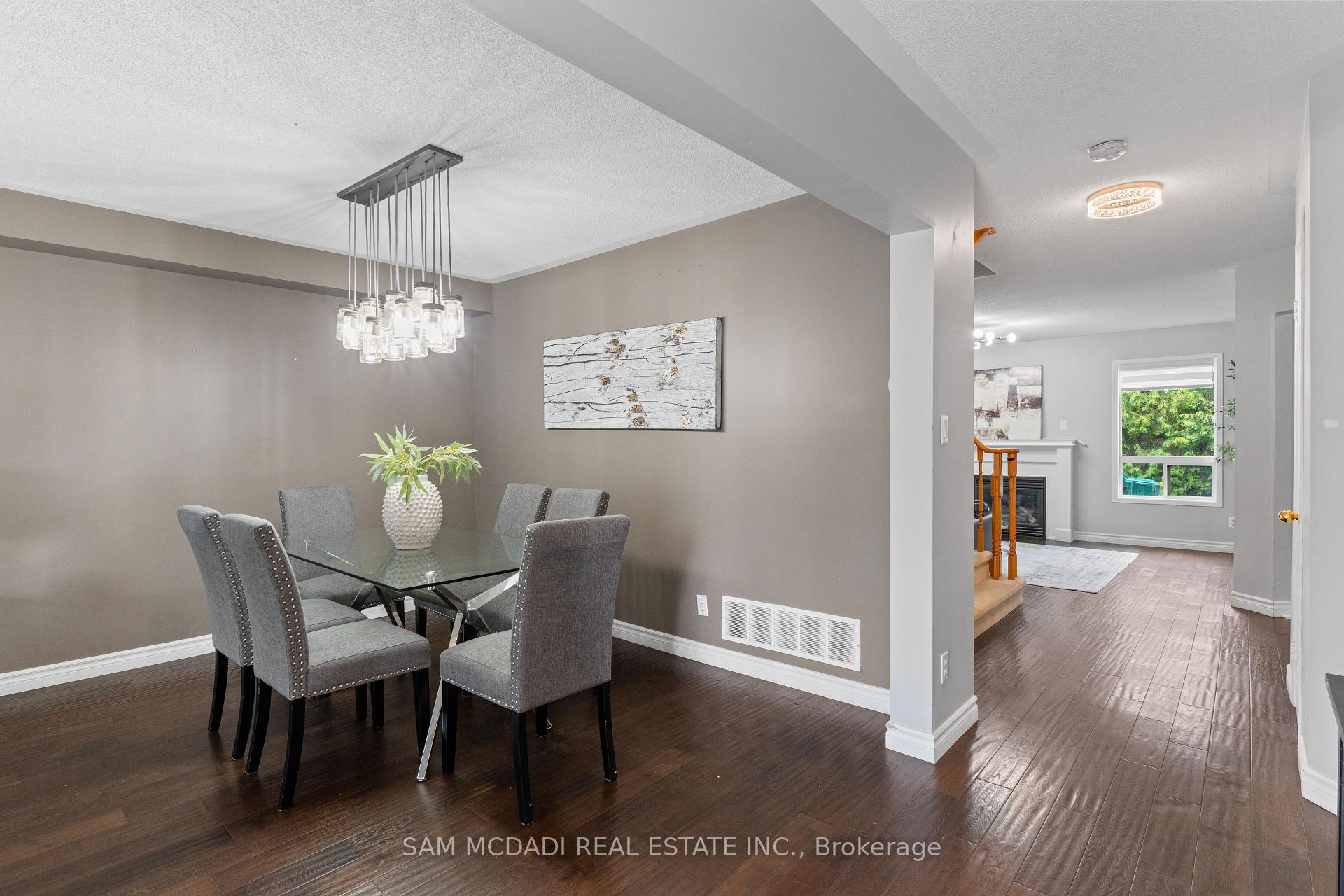 Photo 5 of 1190 Fox Crescent, Milton, Dempsey — HOMEH