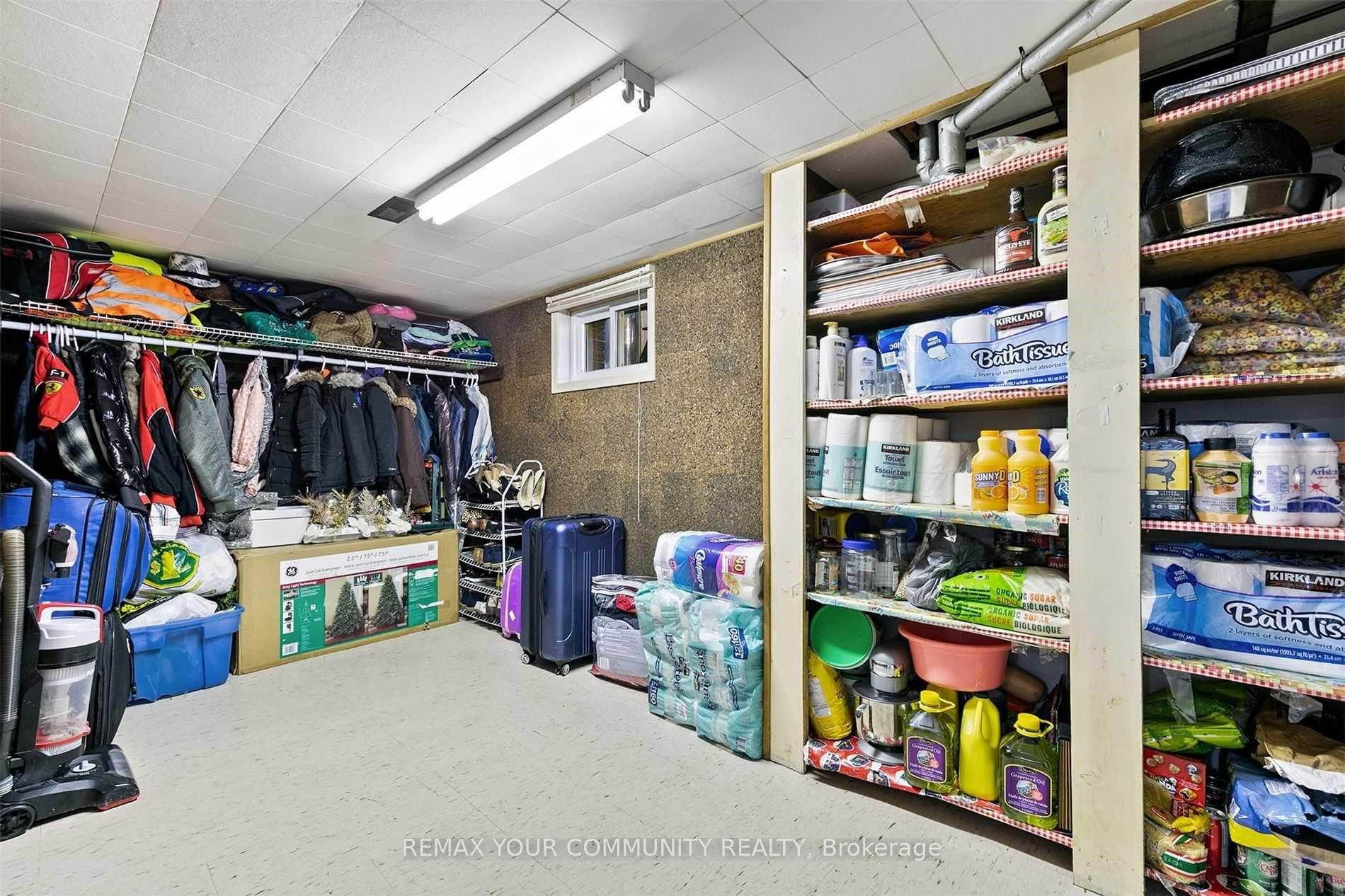 Photo 21 of 4276 Howard Avenue, Windsor, Roseland West — HOMEH