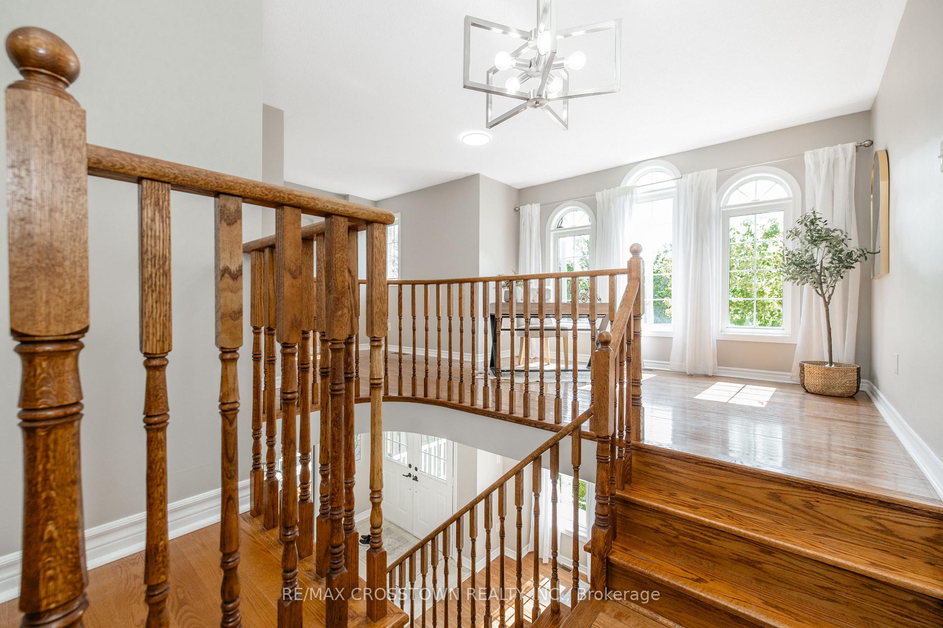 Photo 29 of 22 Maple Crown Terrace, Barrie, Innis-Shore — HOMEH
