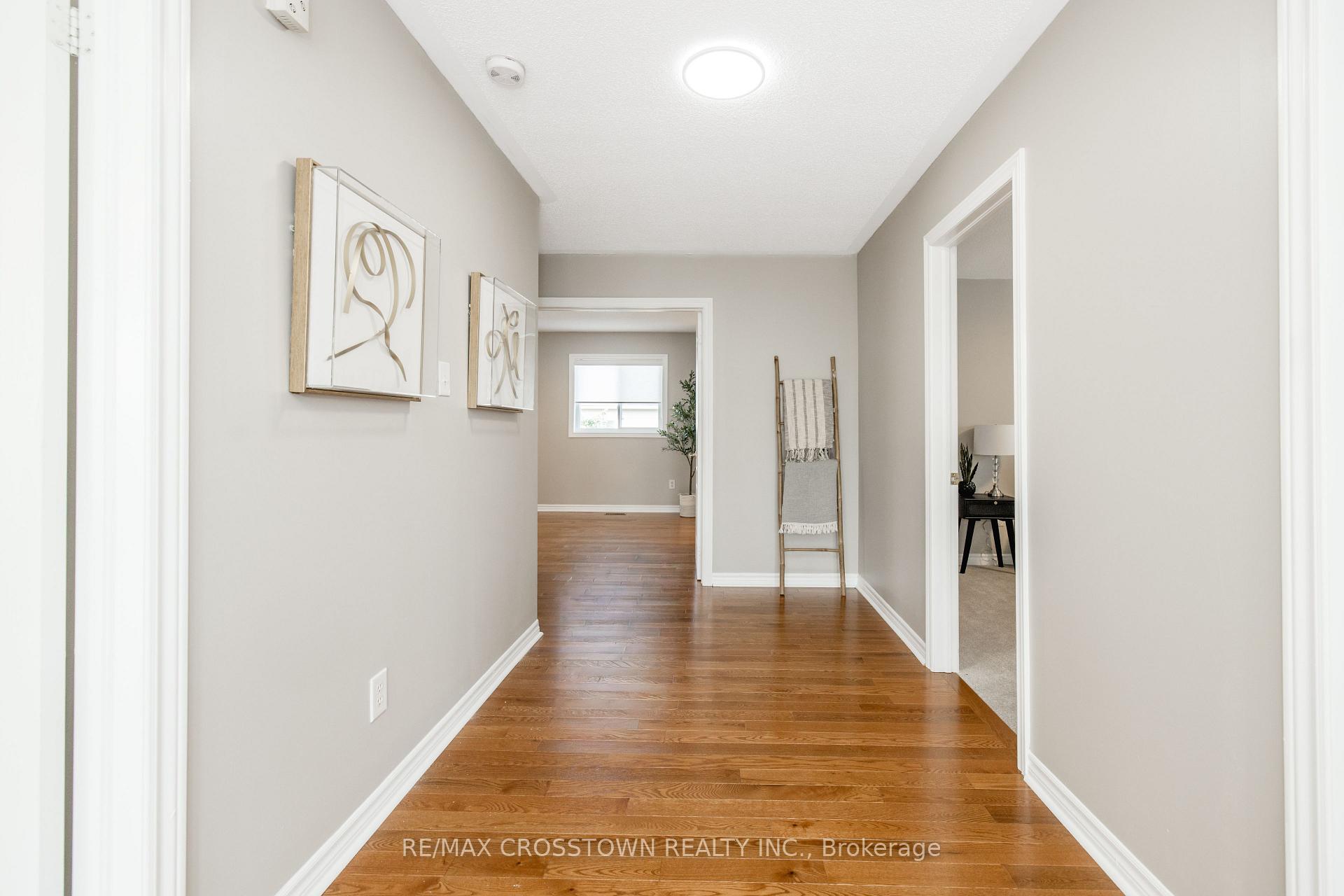 Photo 37 of 22 Maple Crown Terrace, Barrie, Innis-Shore — HOMEH